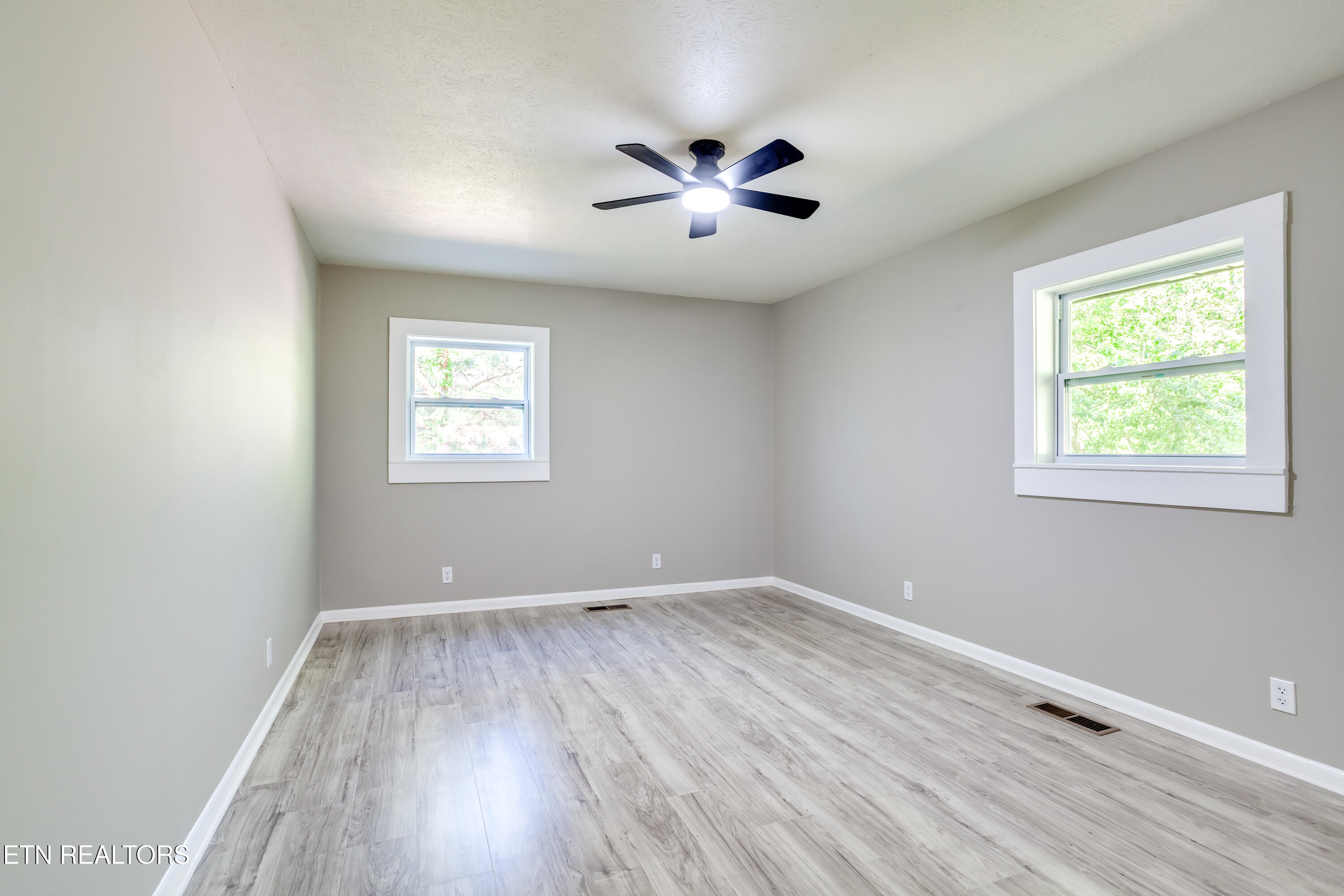 114 W Maiden Lane Oak Ridge TN 37830