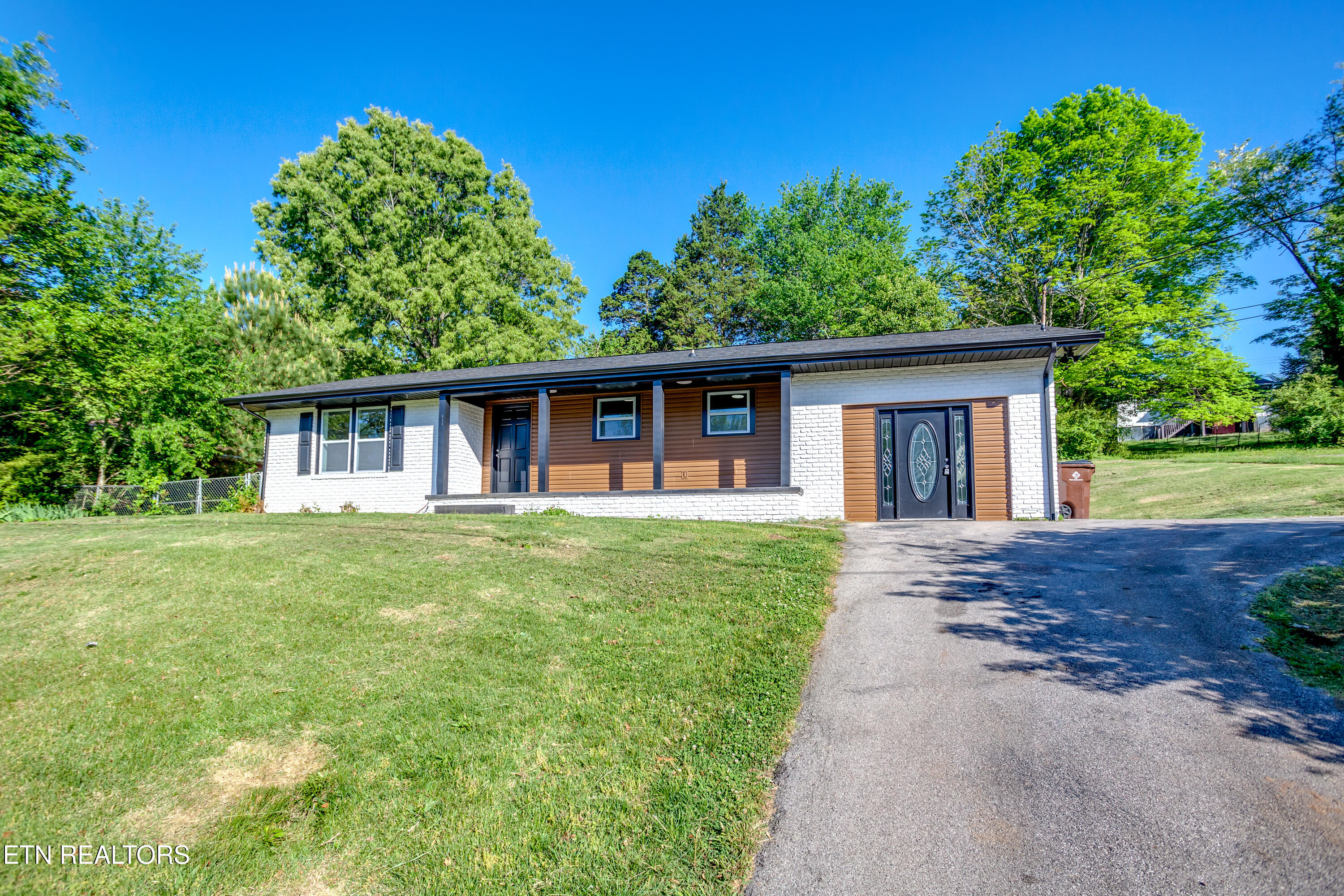114 W Maiden Lane Oak Ridge TN 37830