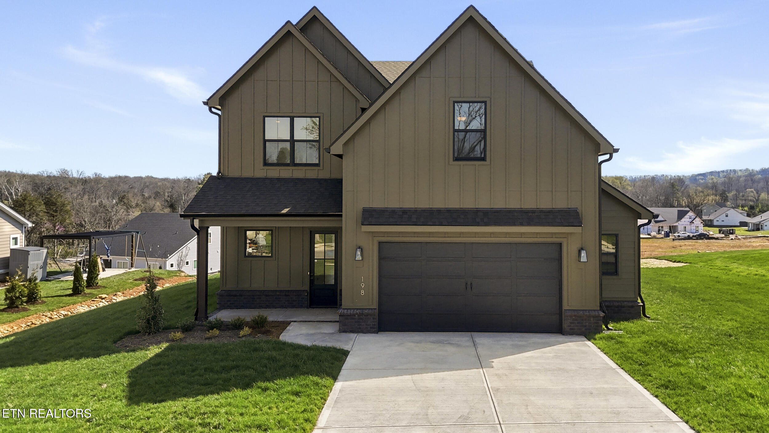 198 Limelight Lane Lenoir City TN 37772