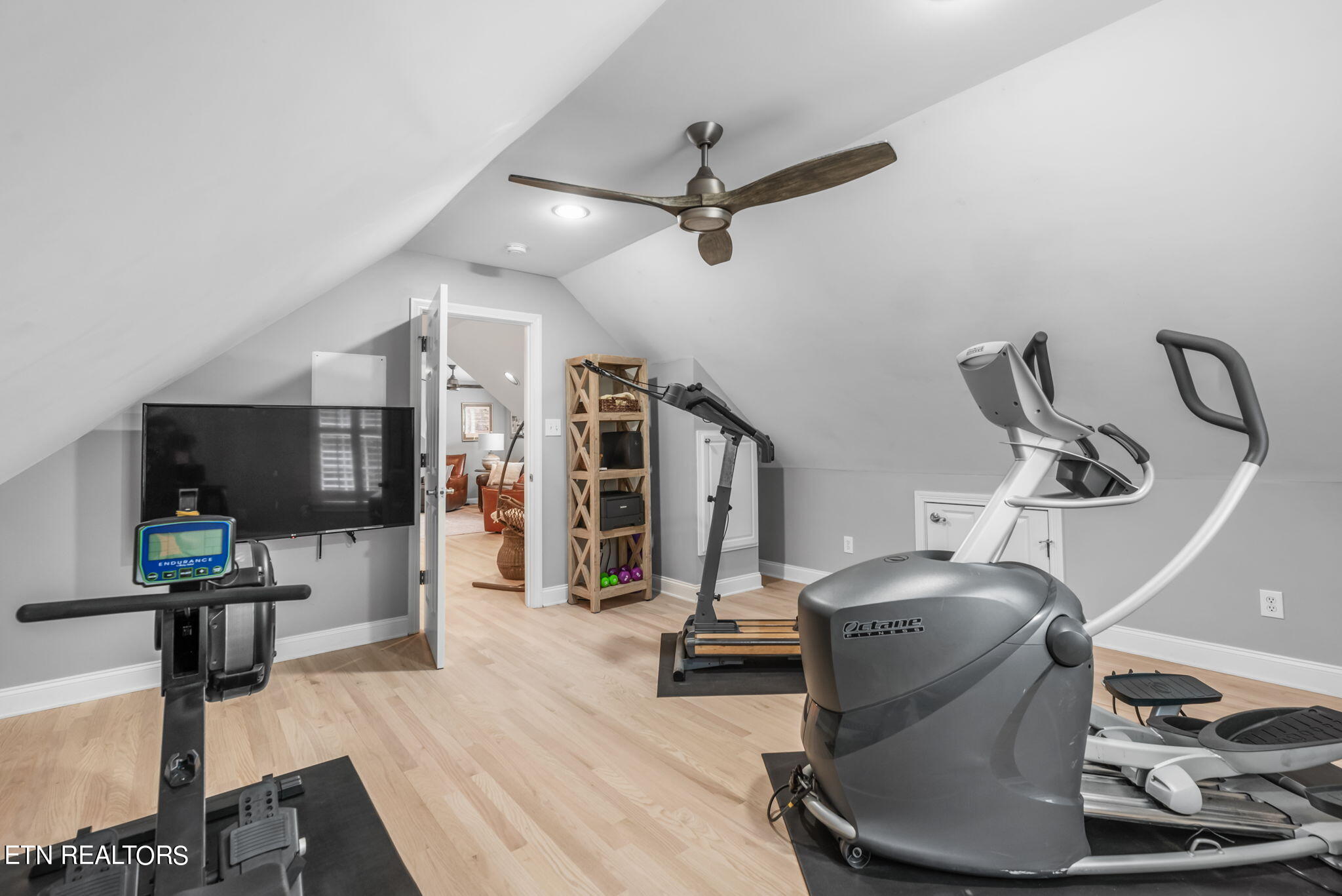 9137 Hailes Abbey Lane Knoxville TN 37922