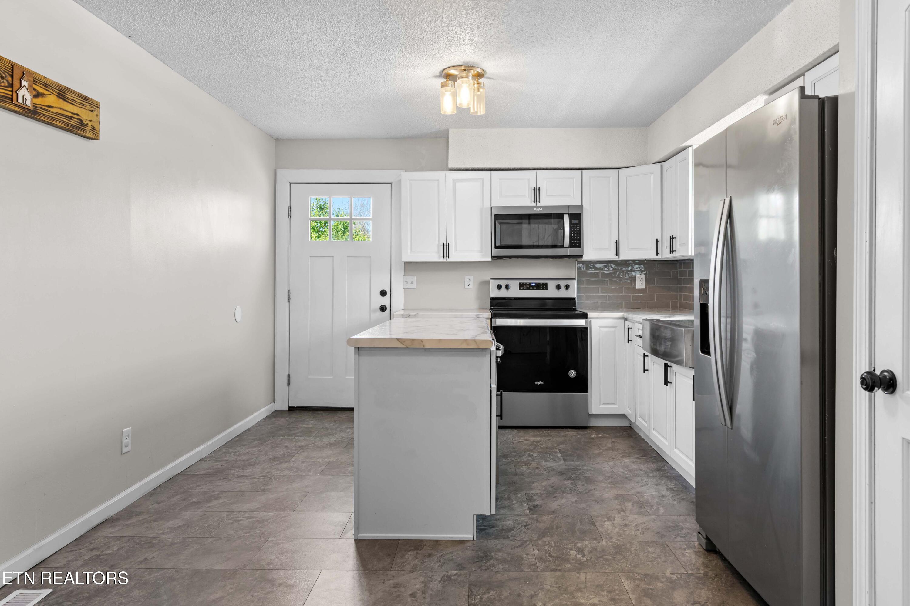130 Johnny Baird Lane Jacksboro TN 37757