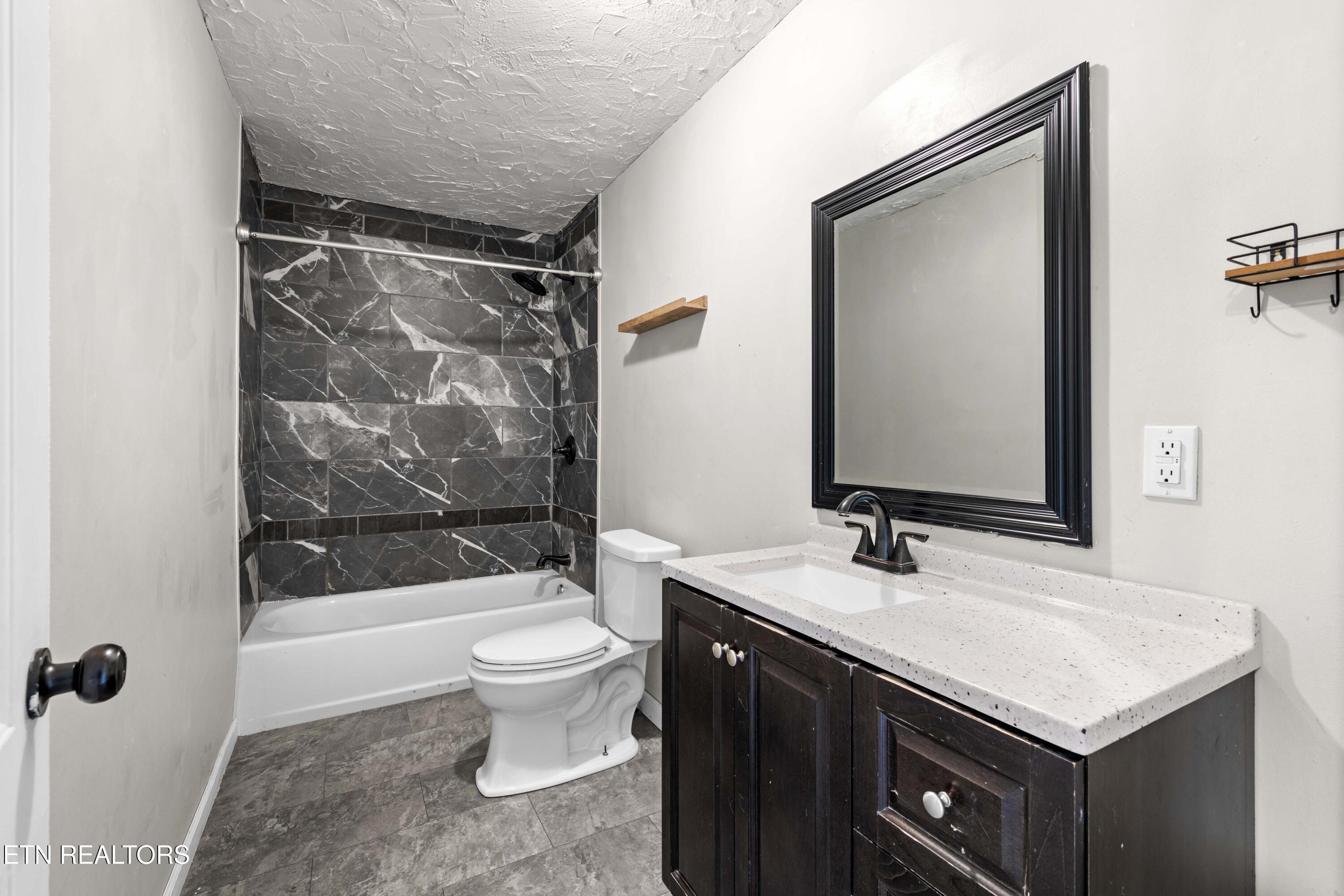 130 Johnny Baird Lane Jacksboro TN 37757