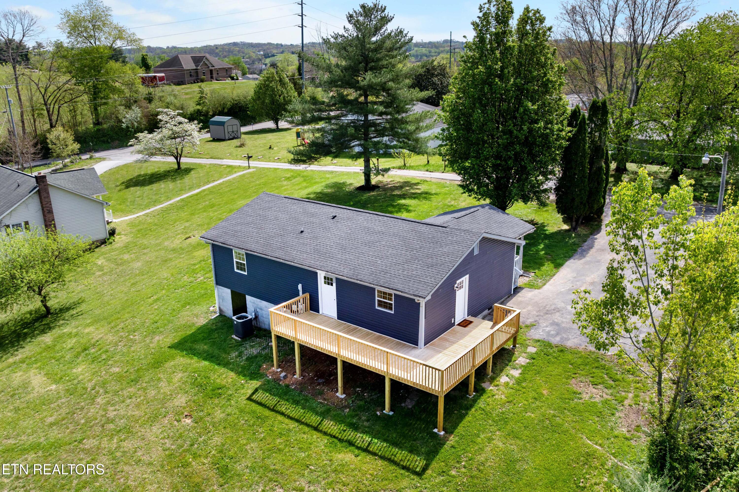 130 Johnny Baird Lane Jacksboro TN 37757