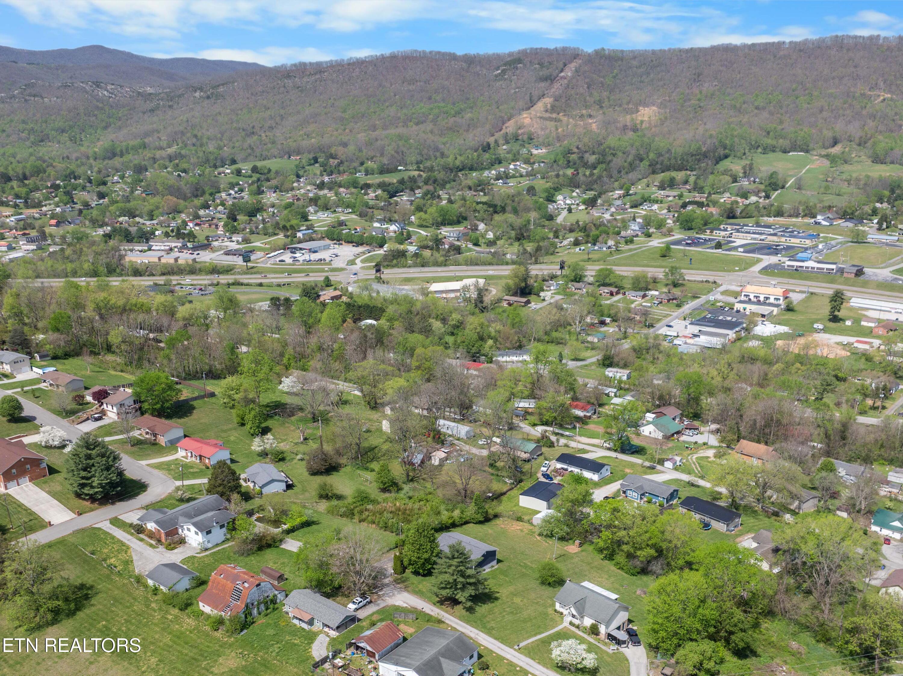130 Johnny Baird Lane Jacksboro TN 37757