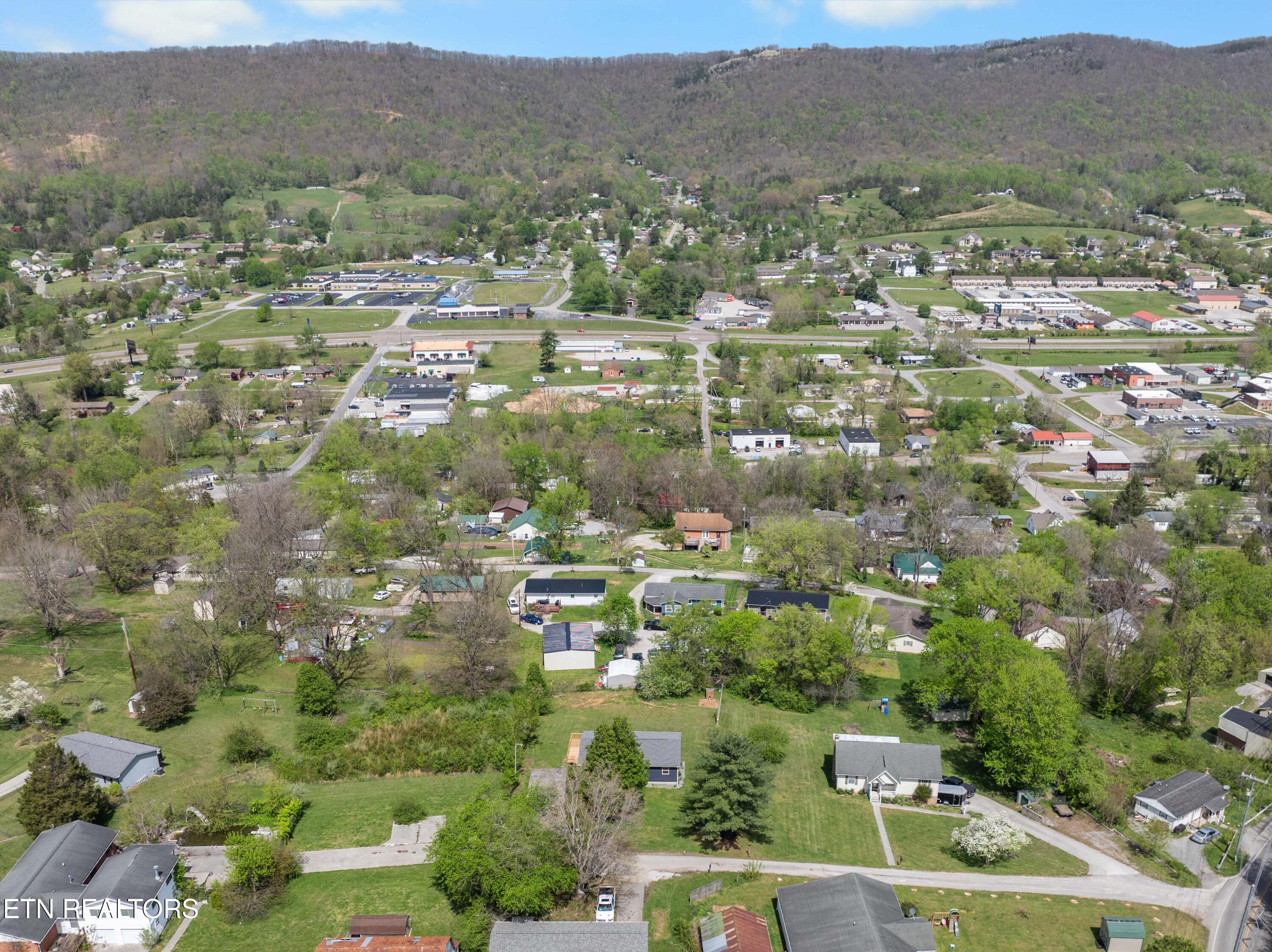 130 Johnny Baird Lane Jacksboro TN 37757