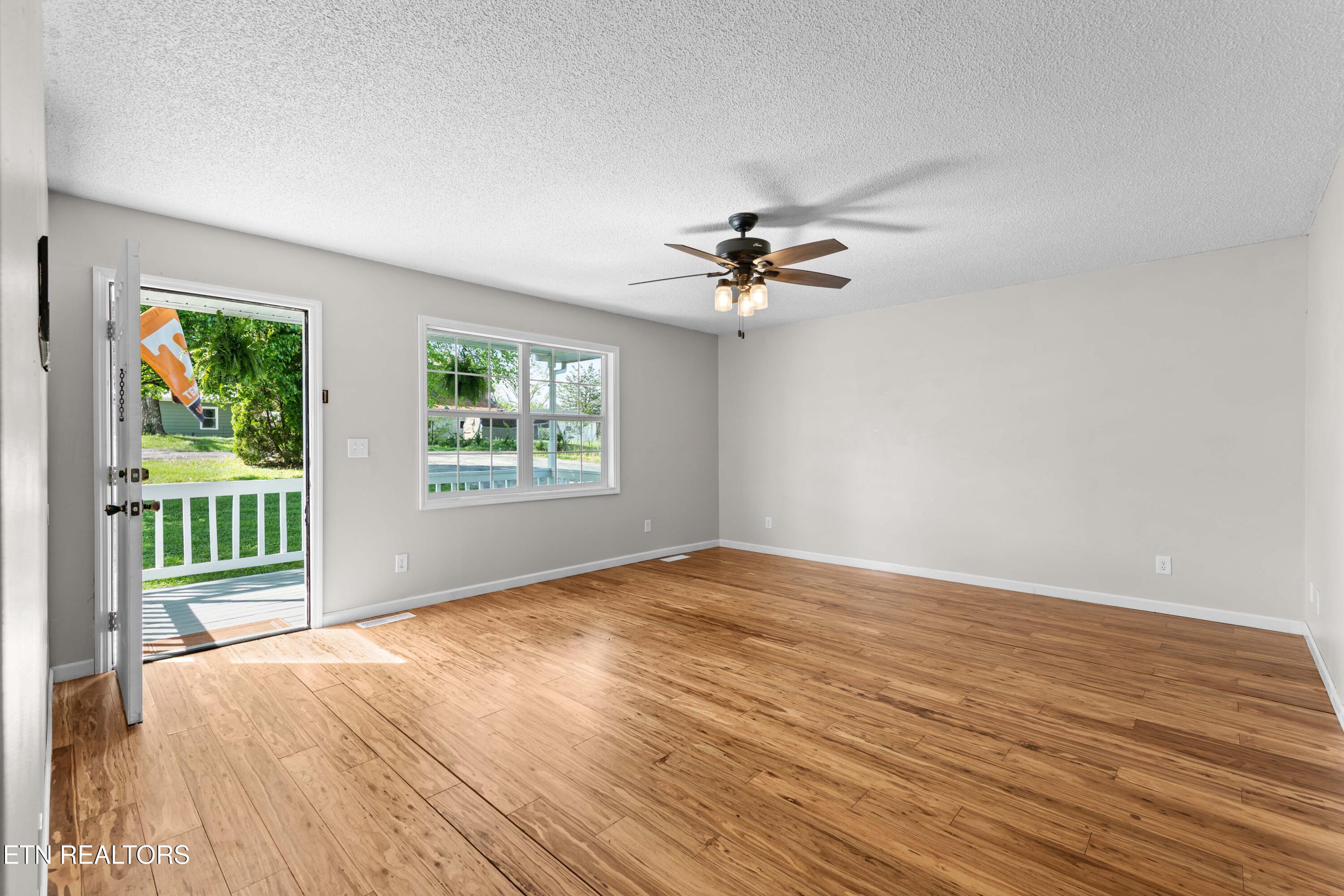 130 Johnny Baird Lane Jacksboro TN 37757