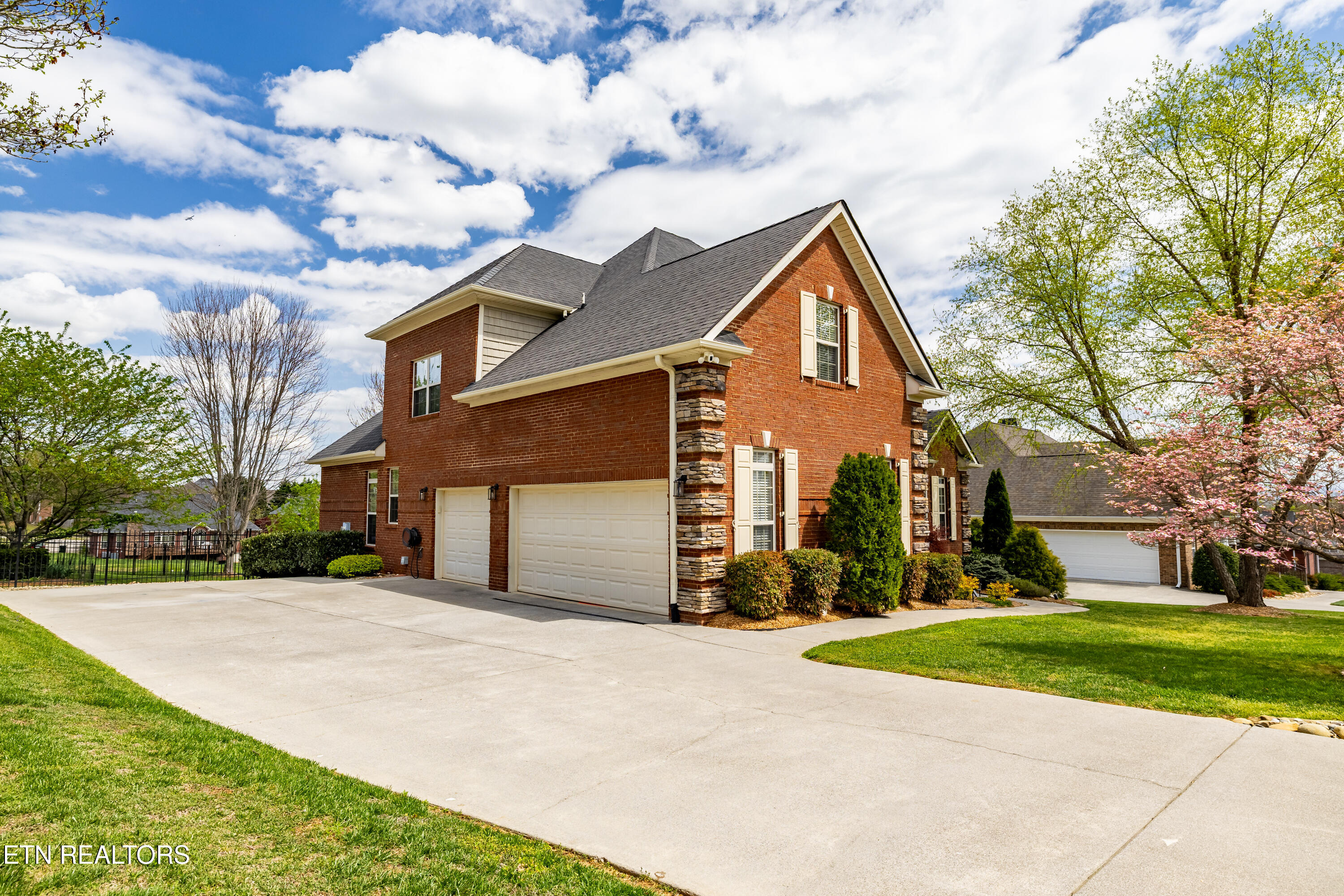 1714 Inverness Drive Maryville TN 37801
