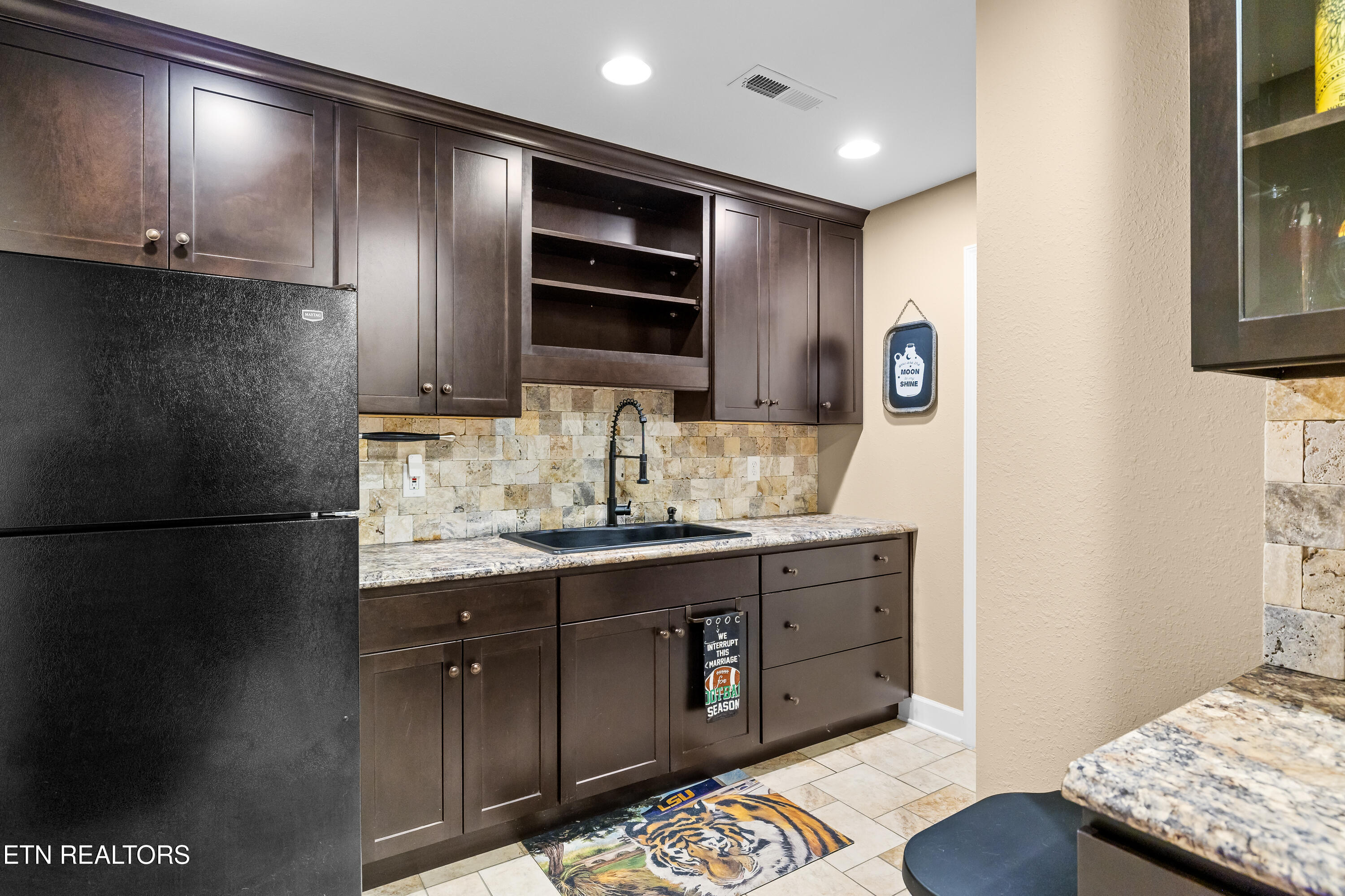 1714 Inverness Drive Maryville TN 37801