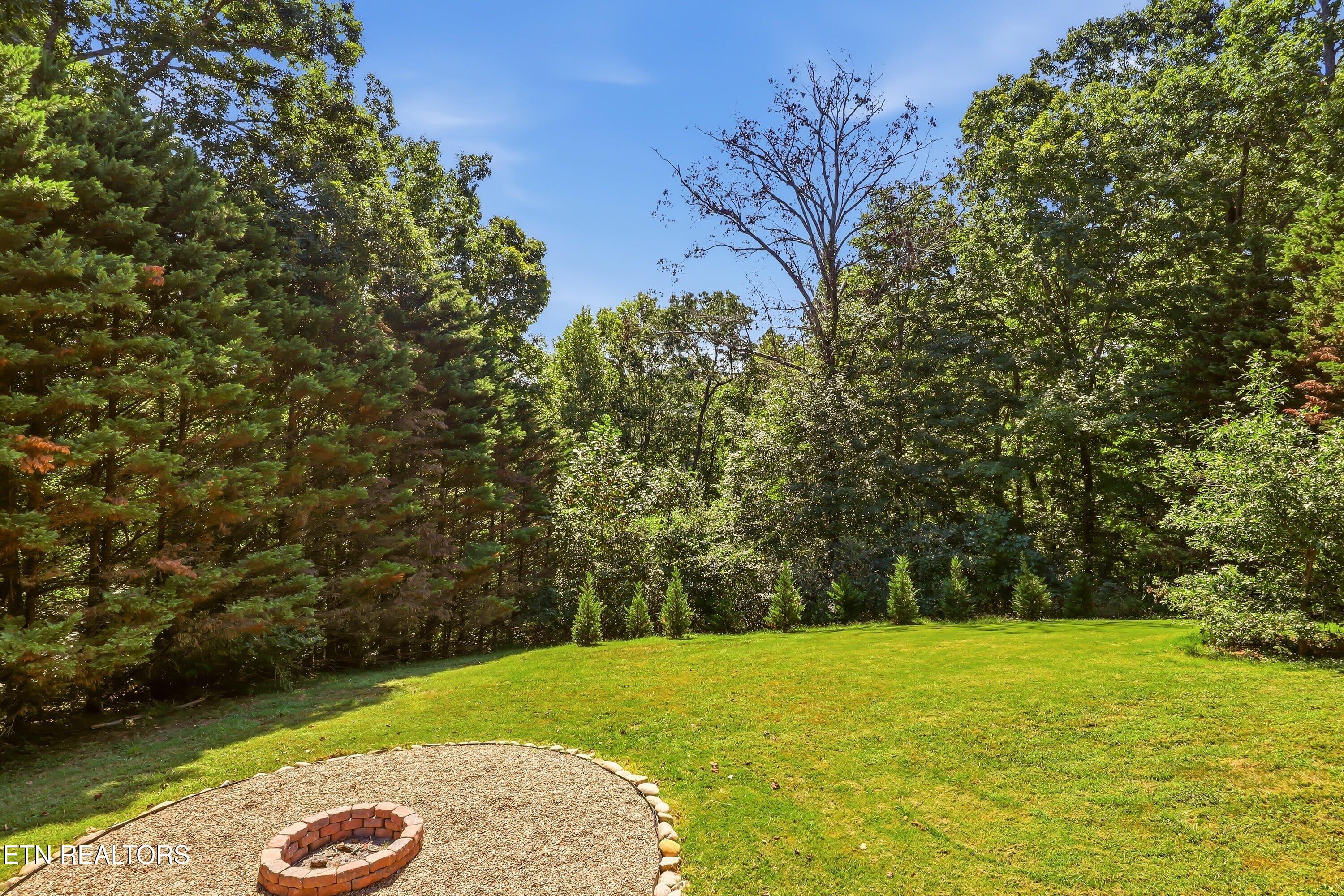 142 Center Park Lane Oak Ridge TN 37830