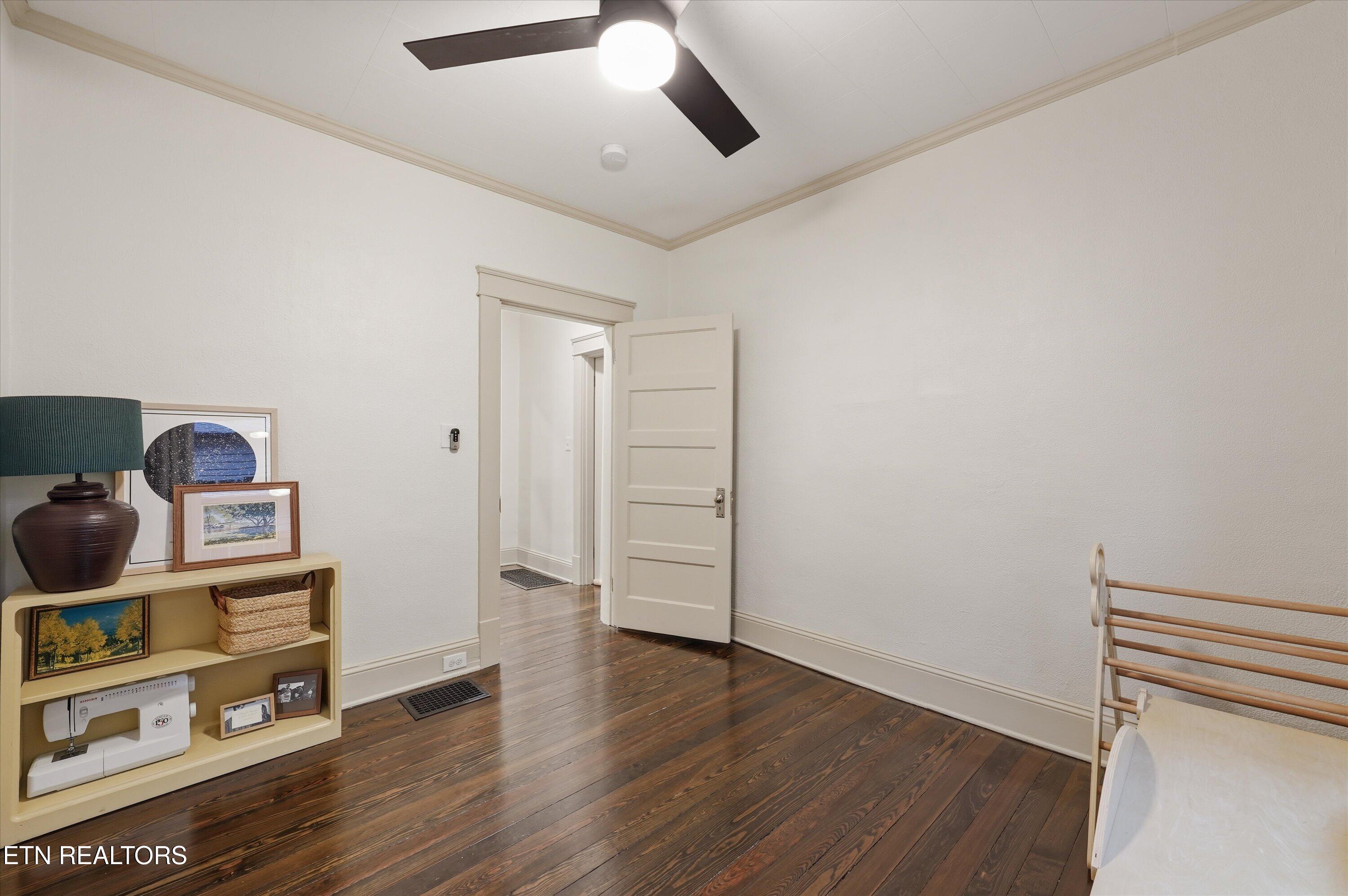 1104 Melbourne Avenue Knoxville TN 37917