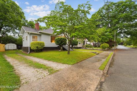 1104 Melbourne Avenue Knoxville TN 37917