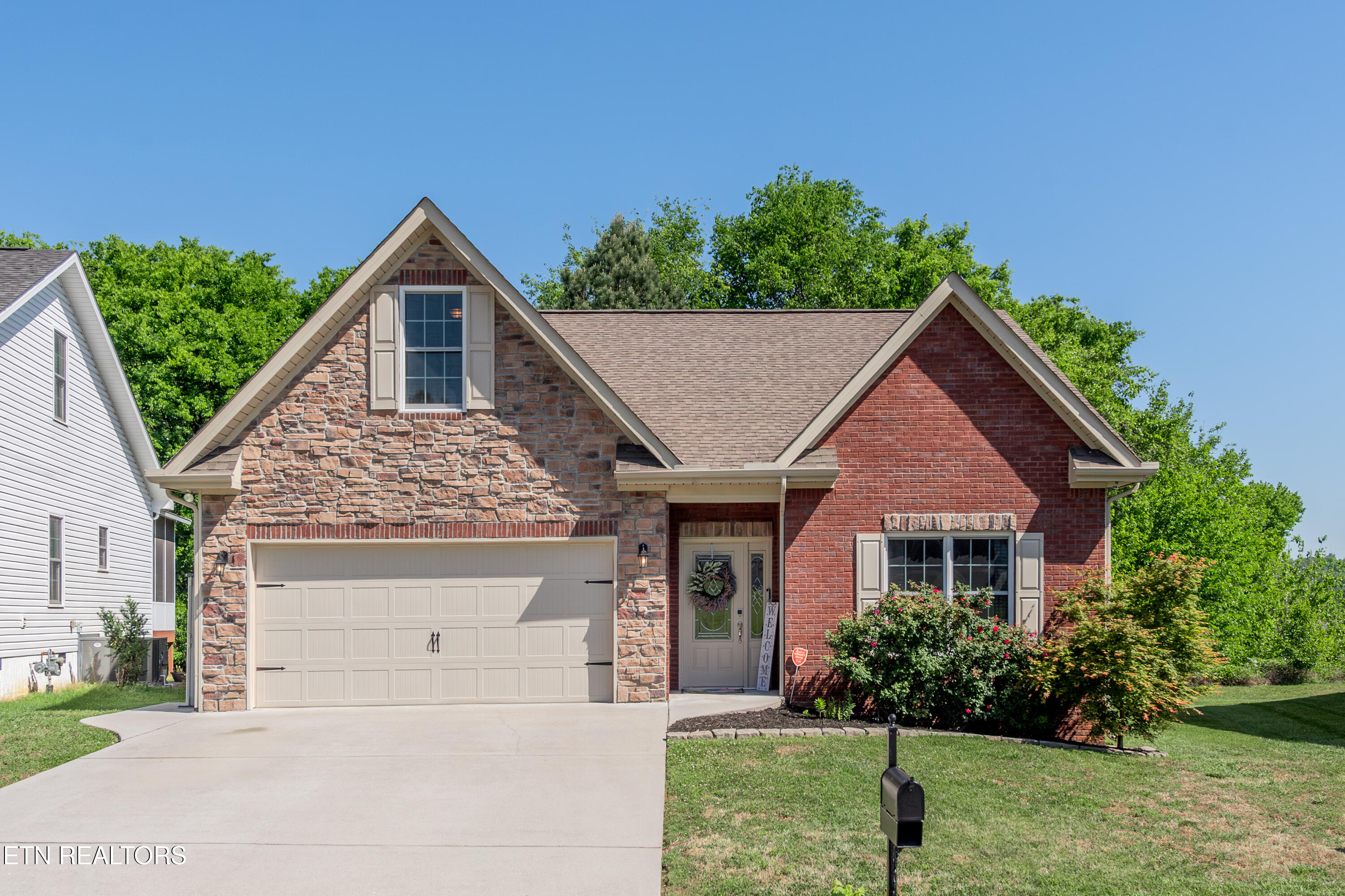 3719 Locustwood Way Knoxville TN 37921