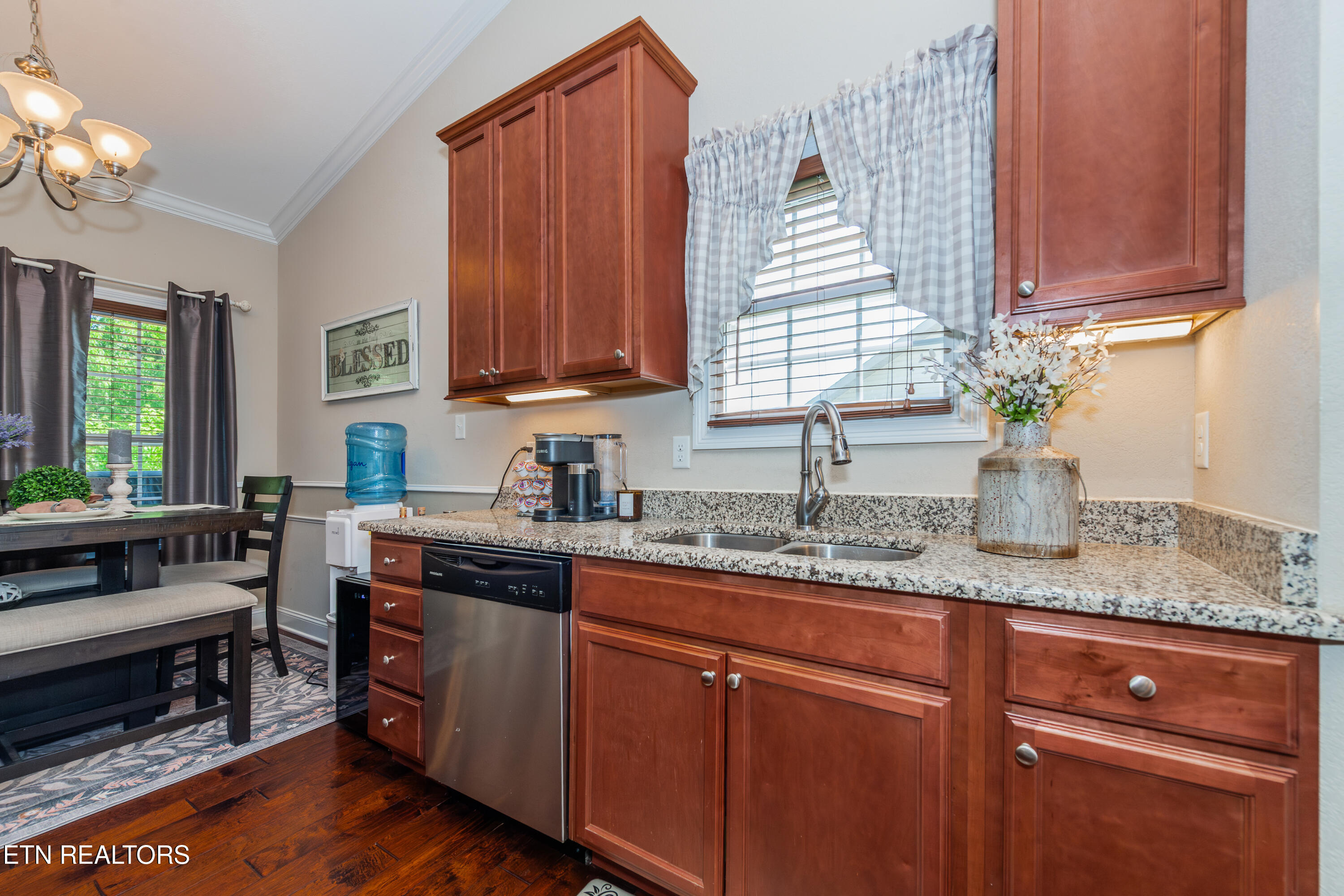 3719 Locustwood Way Knoxville TN 37921
