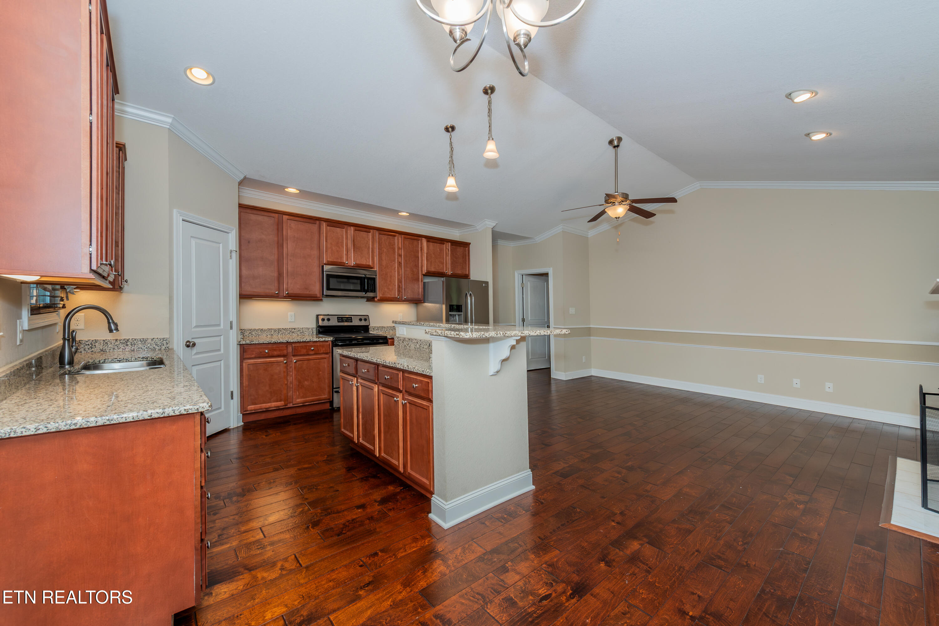 3719 Locustwood Way Knoxville TN 37921