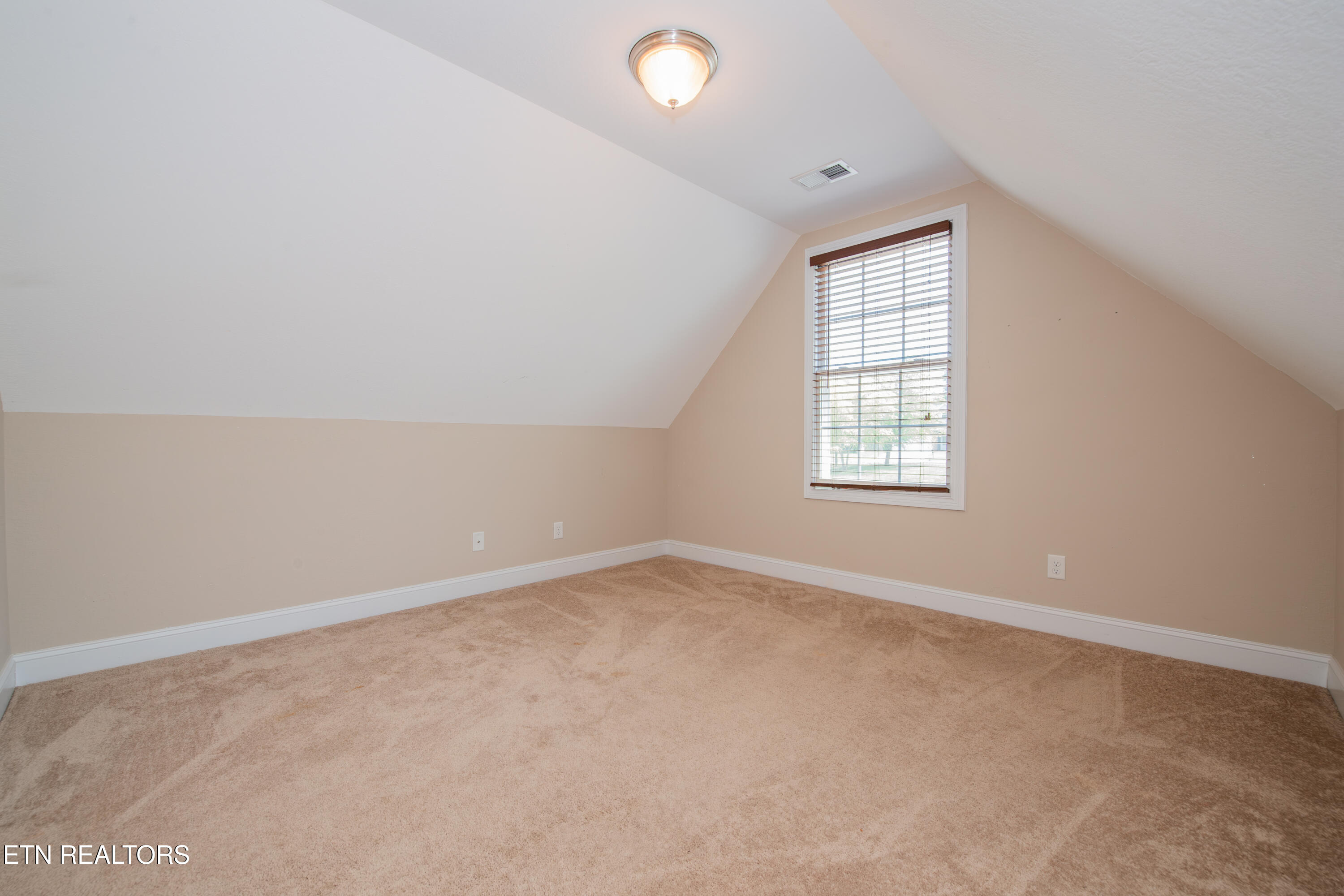3719 Locustwood Way Knoxville TN 37921