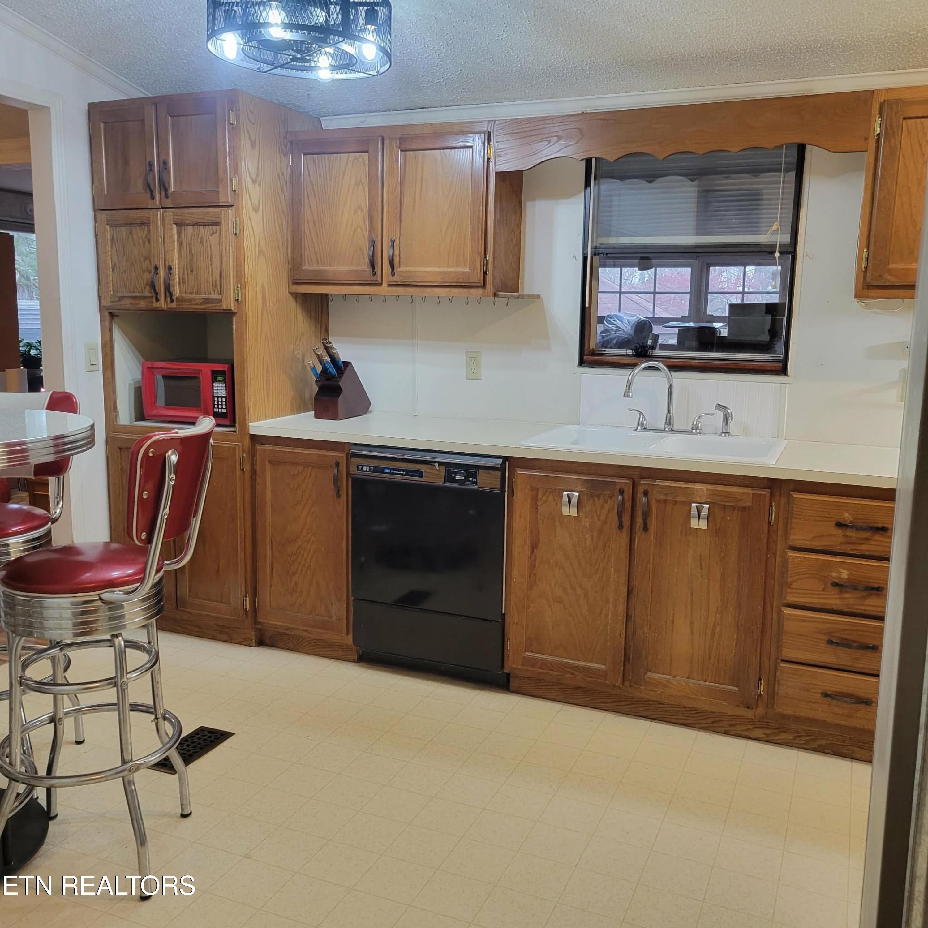 115 Bowsprit Lane Kingston TN 37763