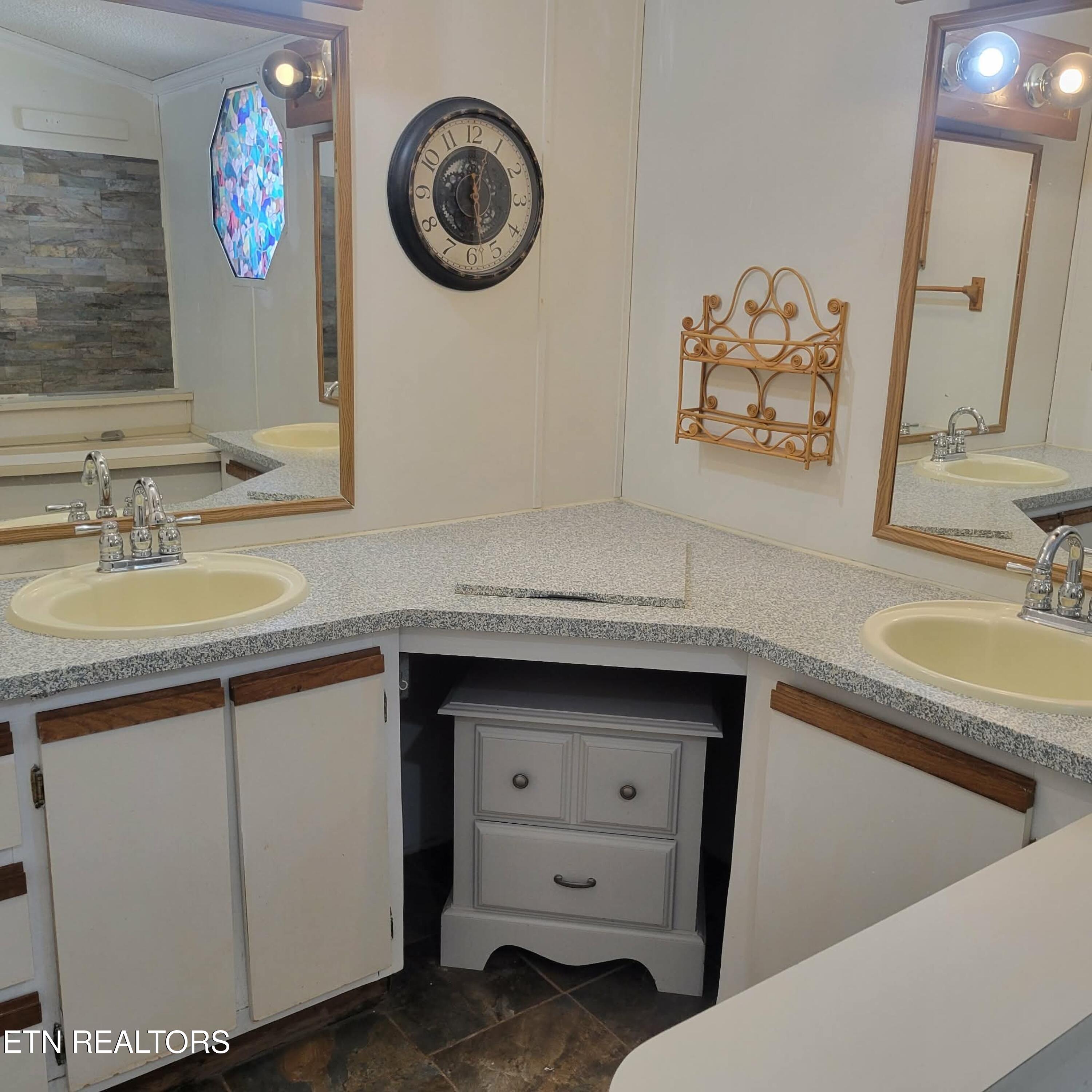 115 Bowsprit Lane Kingston TN 37763