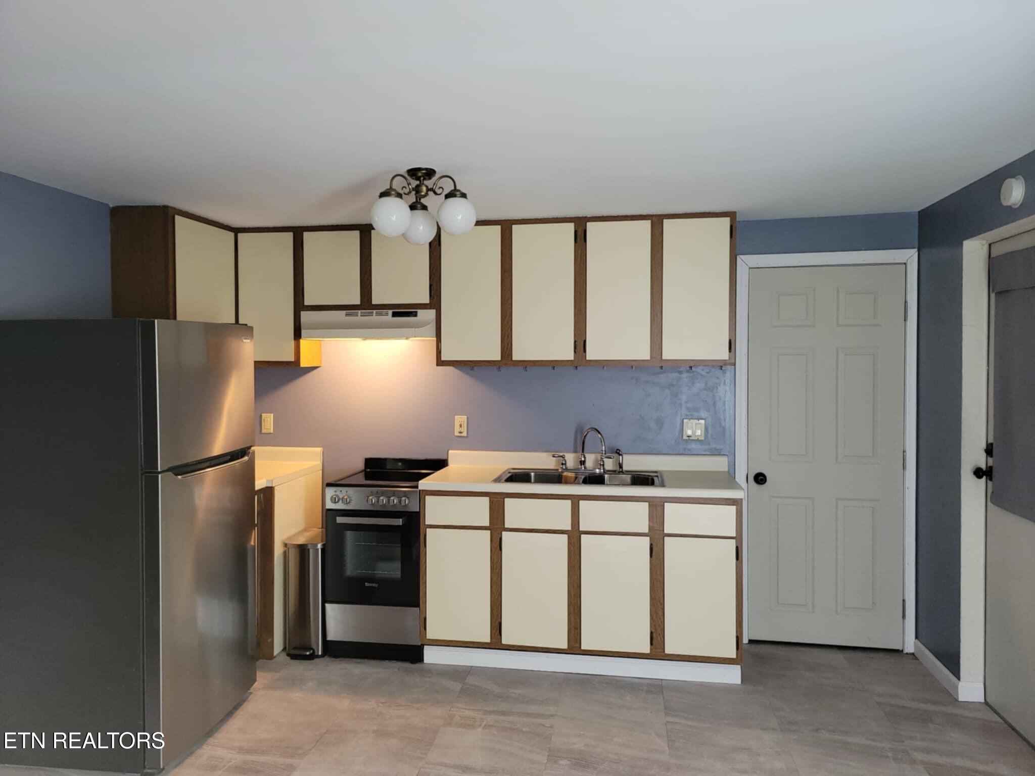 115 Bowsprit Lane Kingston TN 37763