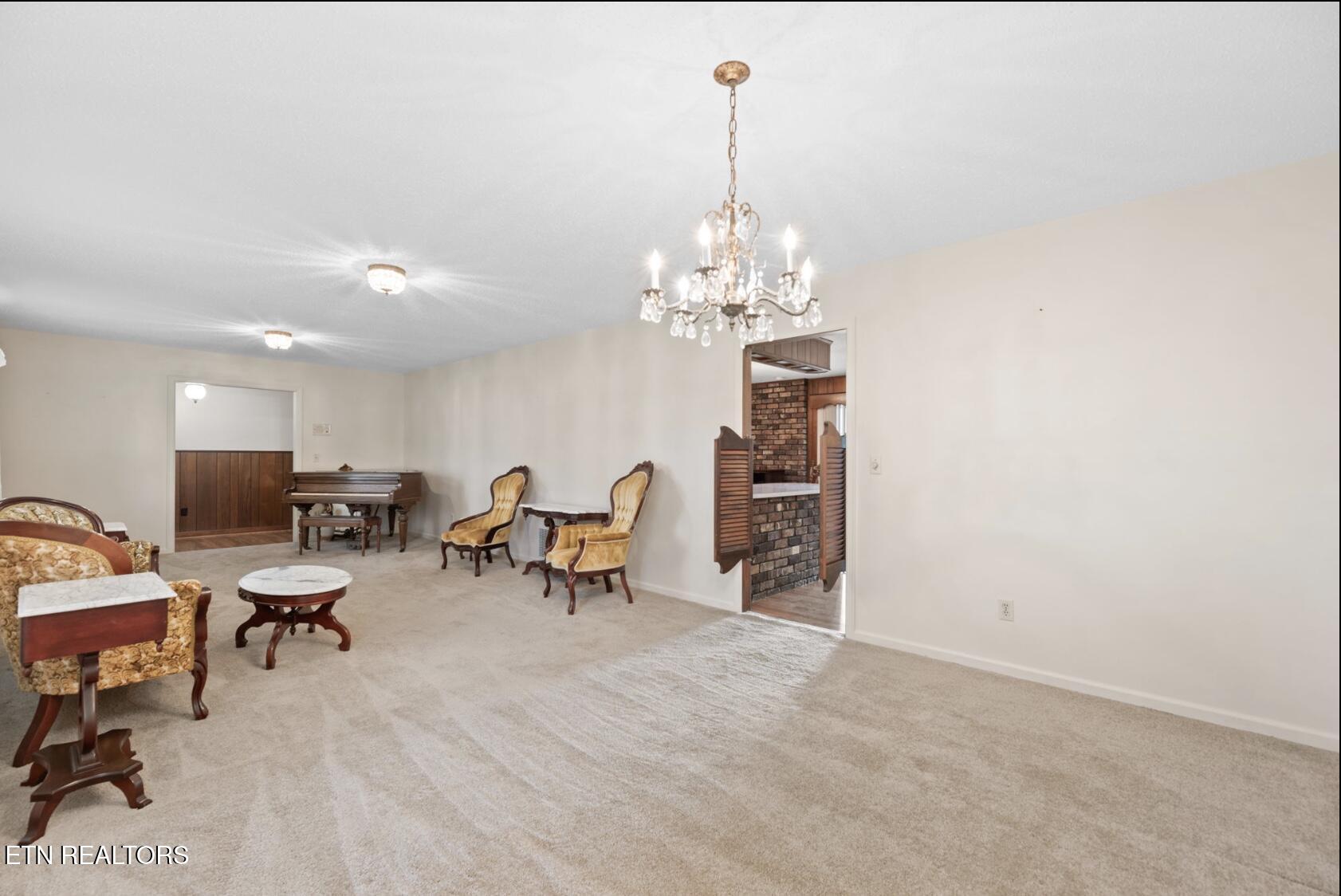 571 Calhoun Drive Greenback TN 37742