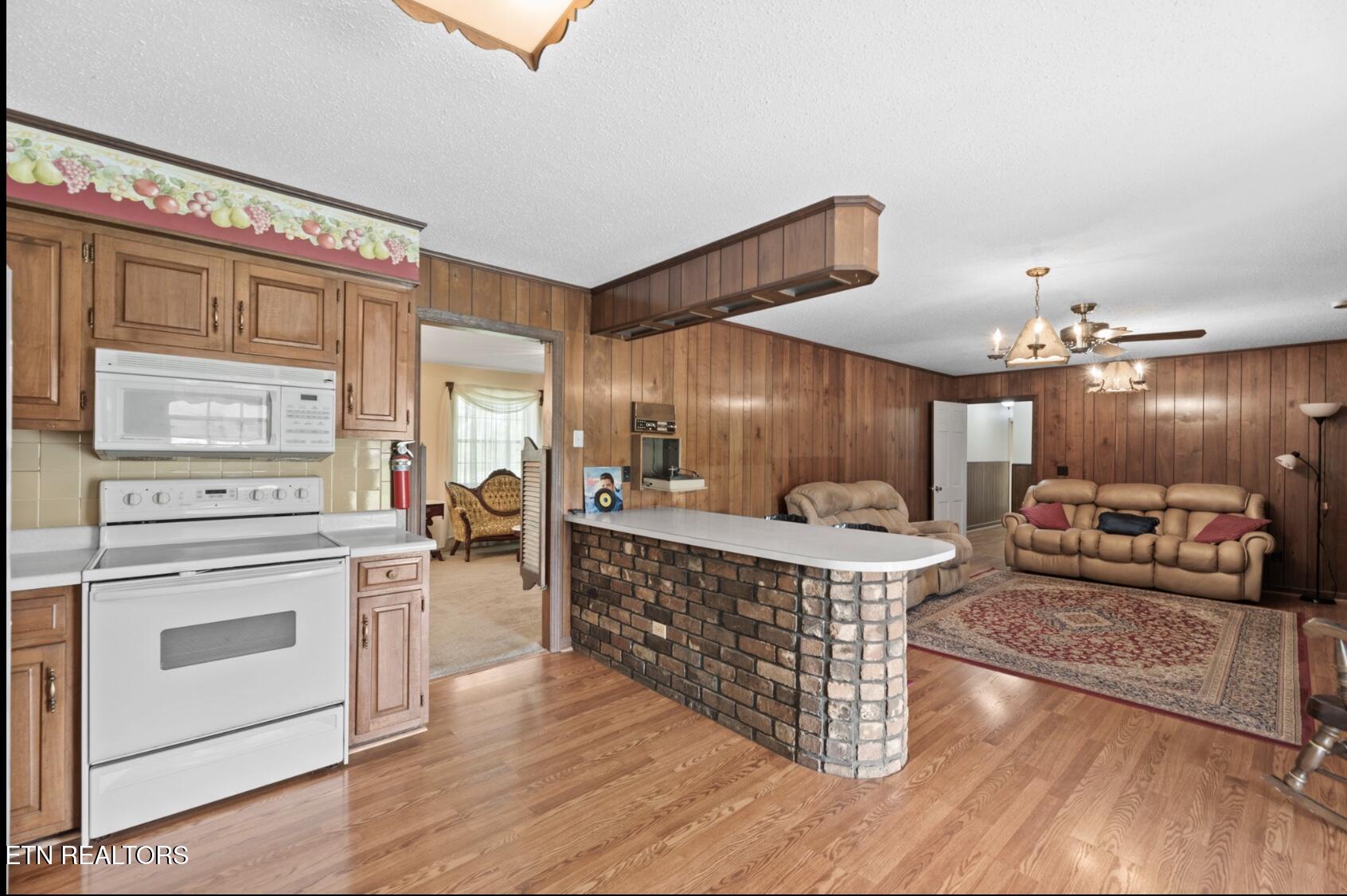 571 Calhoun Drive Greenback TN 37742