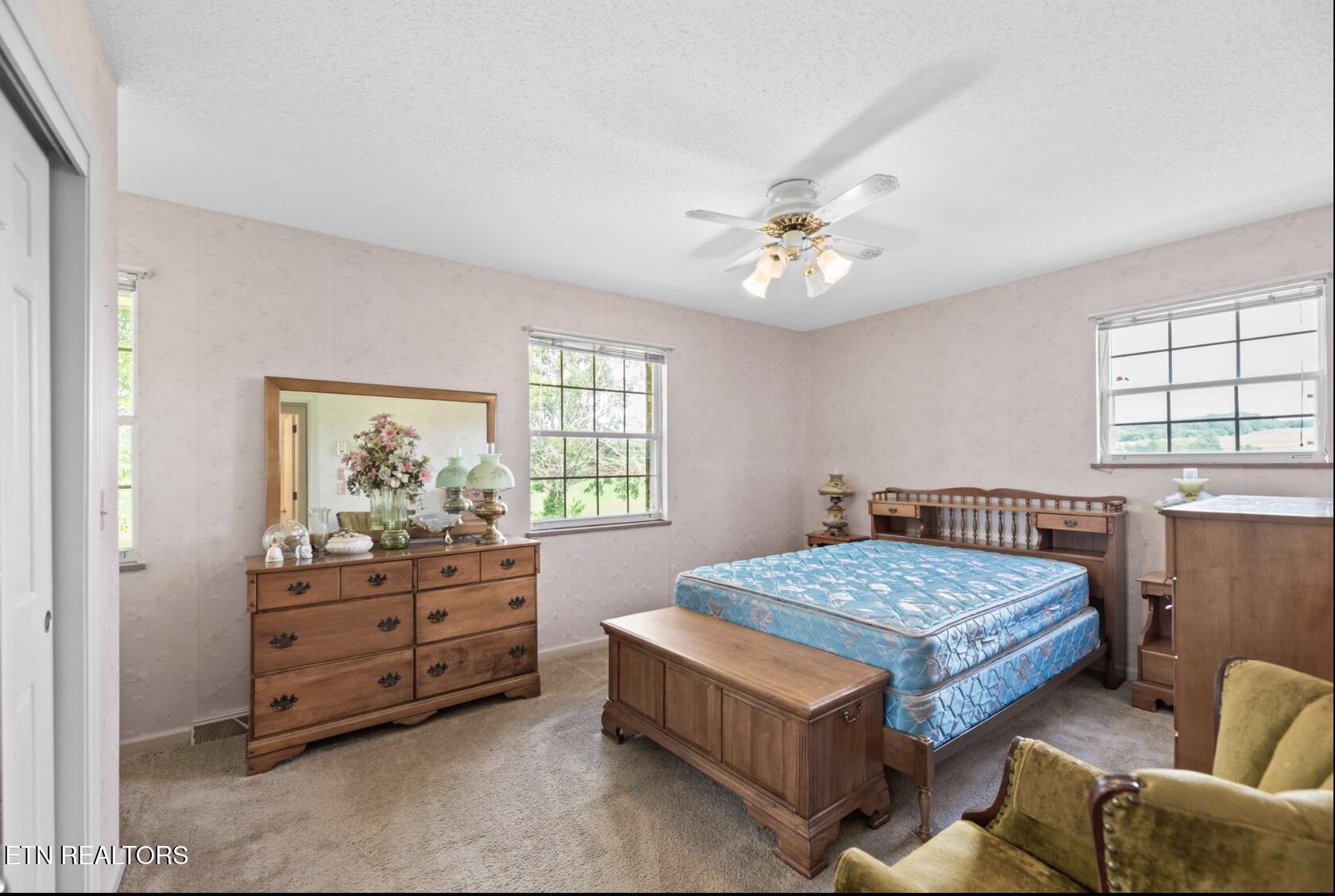 571 Calhoun Drive Greenback TN 37742