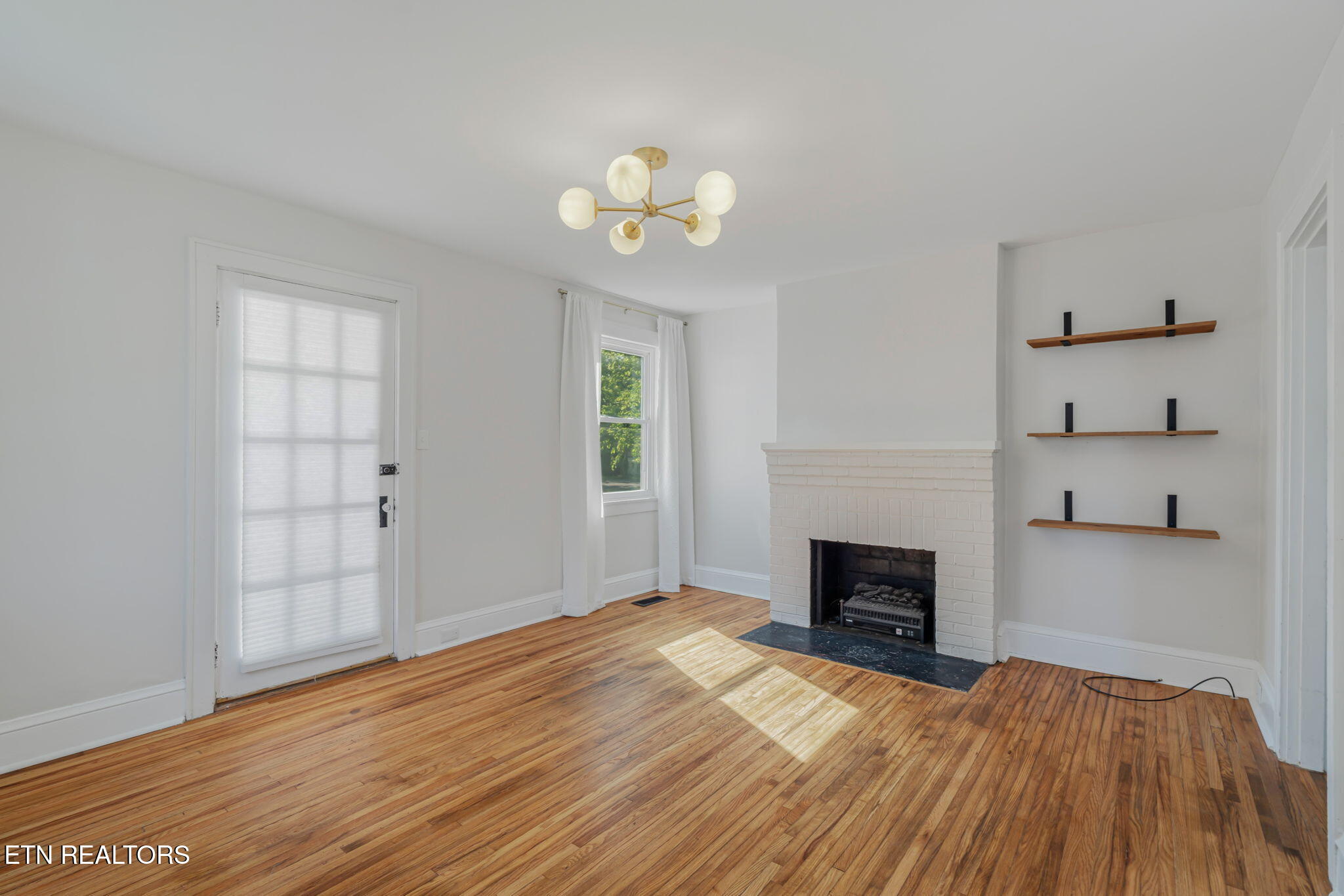 822 Radford Place Knoxville TN 37917