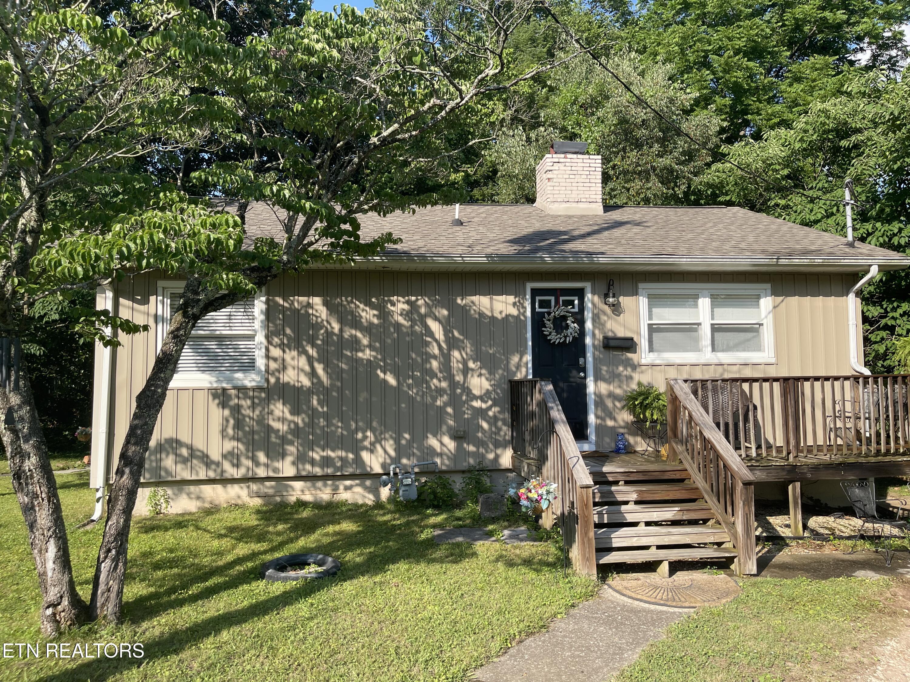105 E Passmore Lane Oak Ridge TN 37830