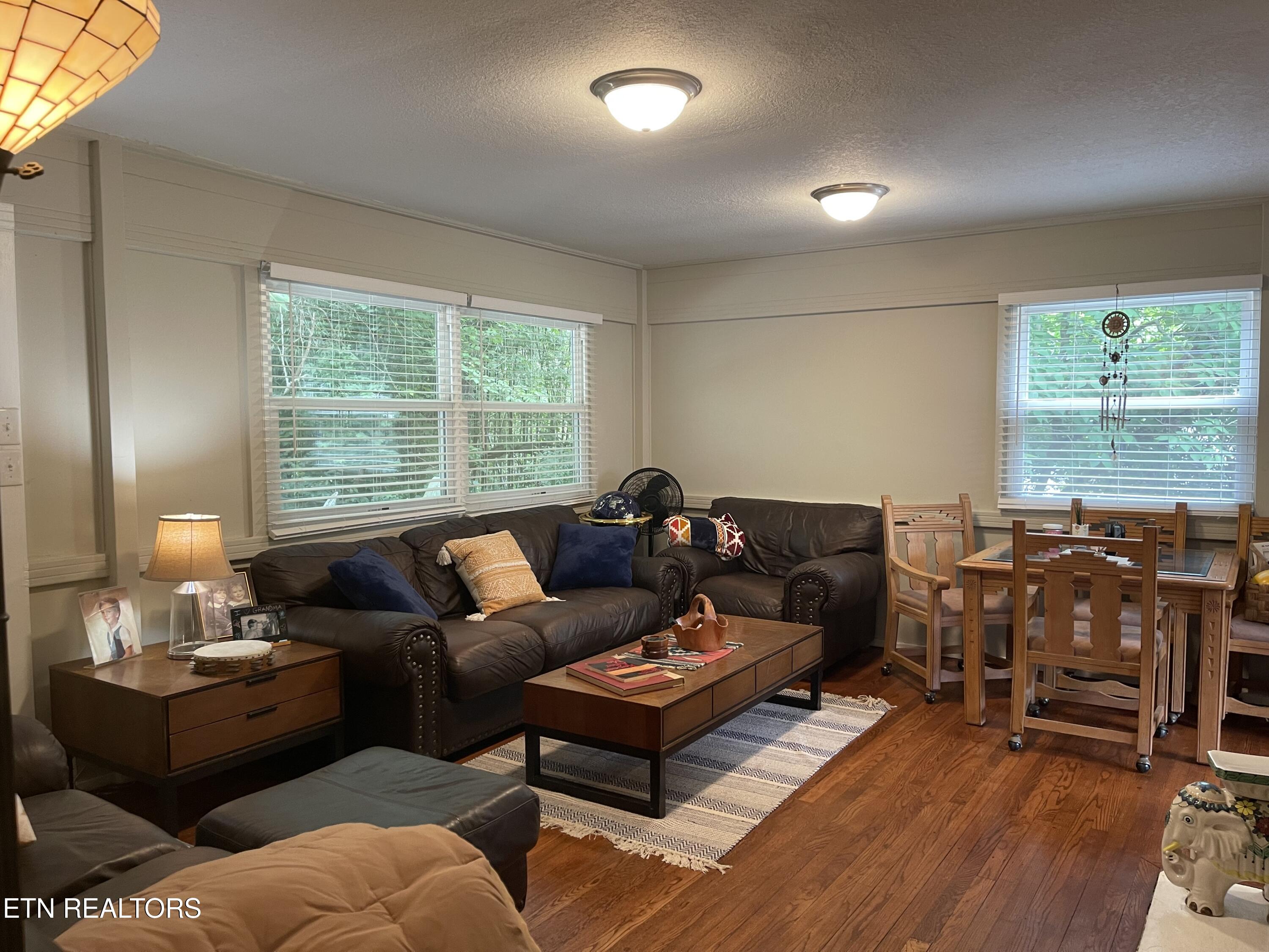 105 E Passmore Lane Oak Ridge TN 37830