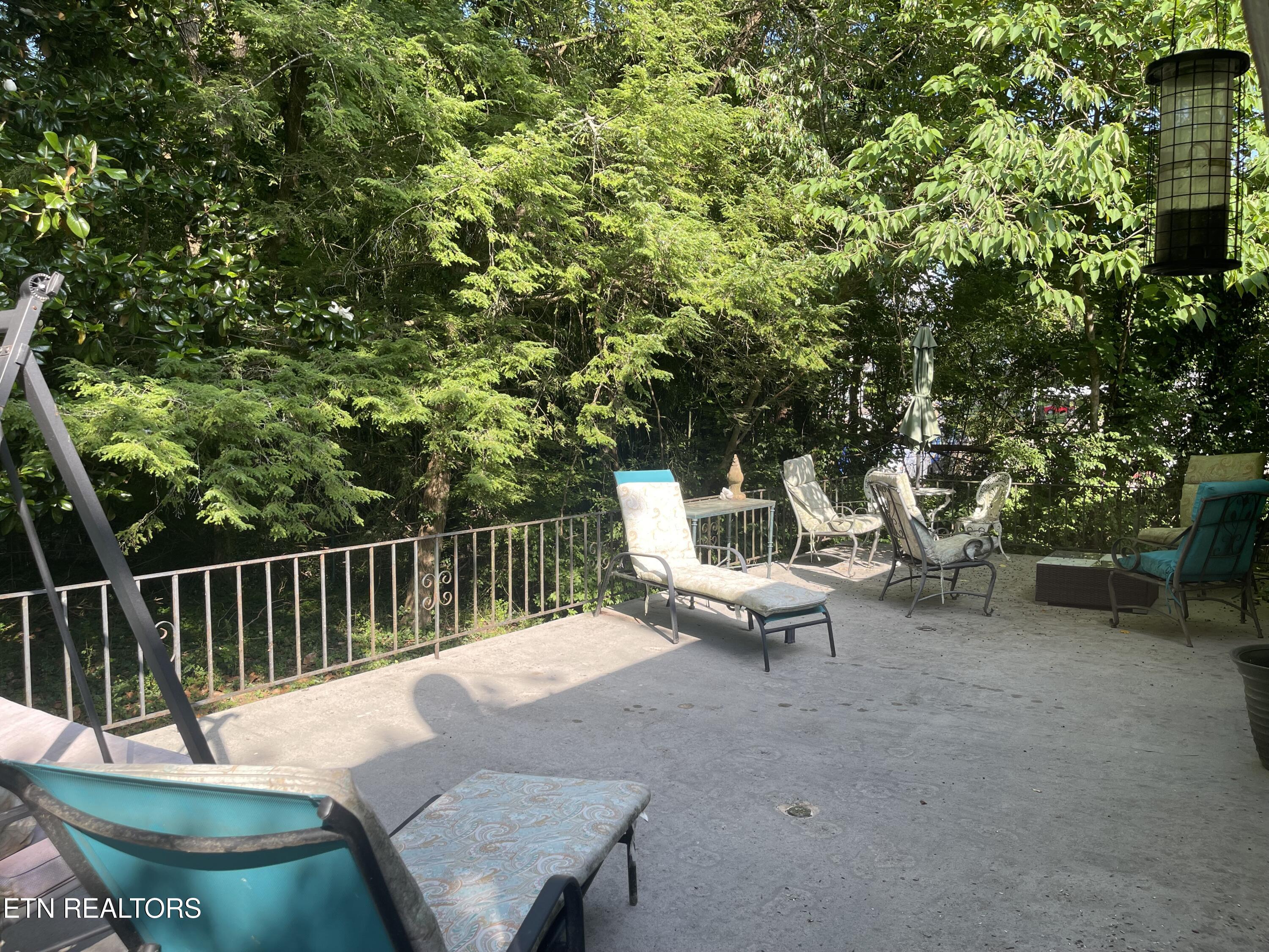 105 E Passmore Lane Oak Ridge TN 37830