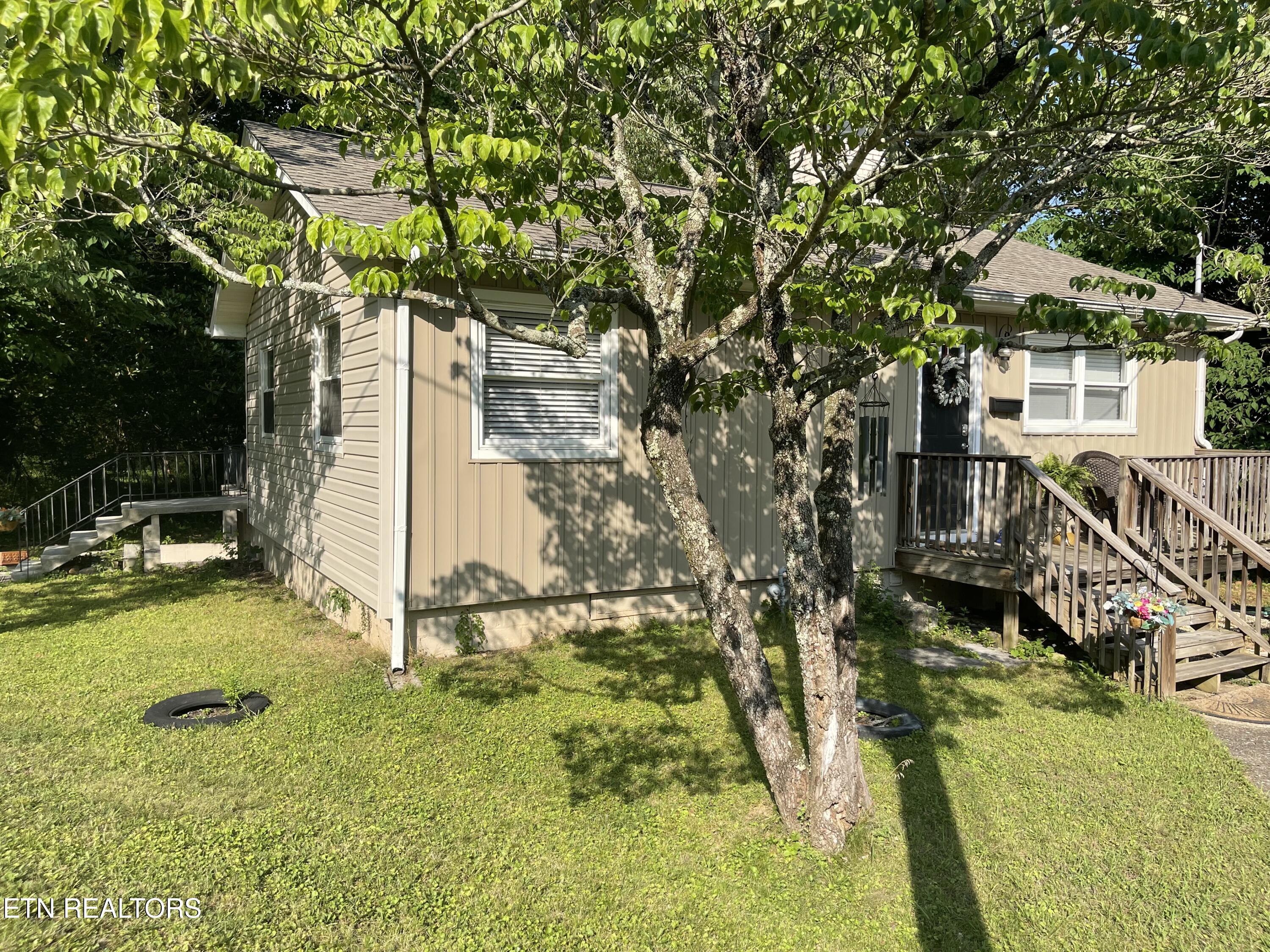 105 E Passmore Lane Oak Ridge TN 37830