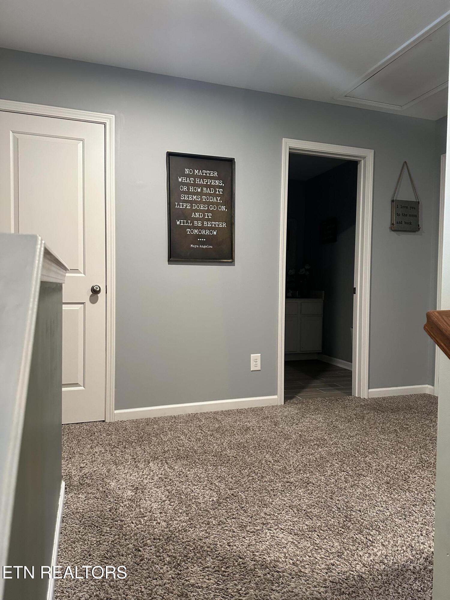 1956 Mahogany Wood Trail Knoxville TN 37920