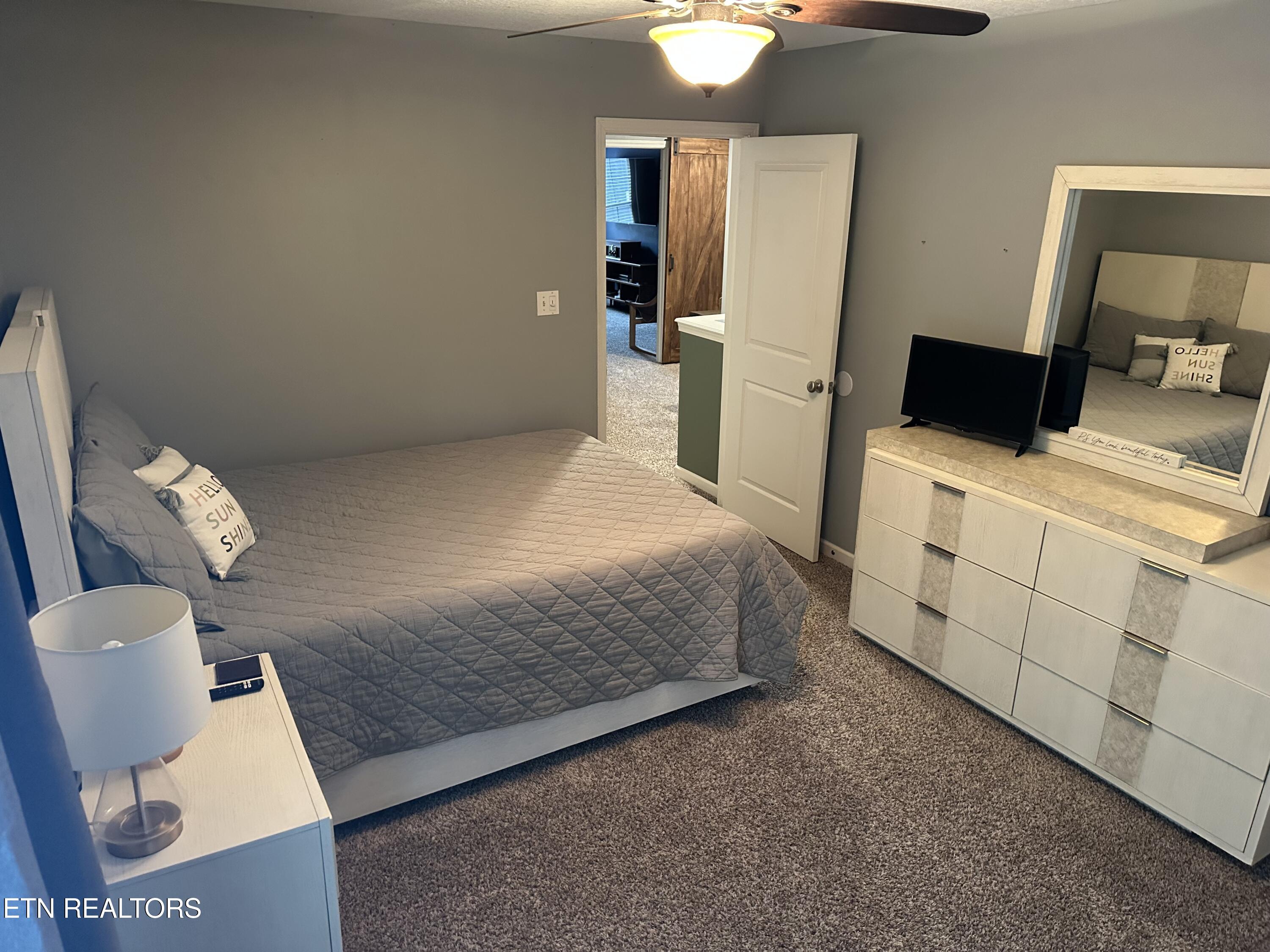 1956 Mahogany Wood Trail Knoxville TN 37920