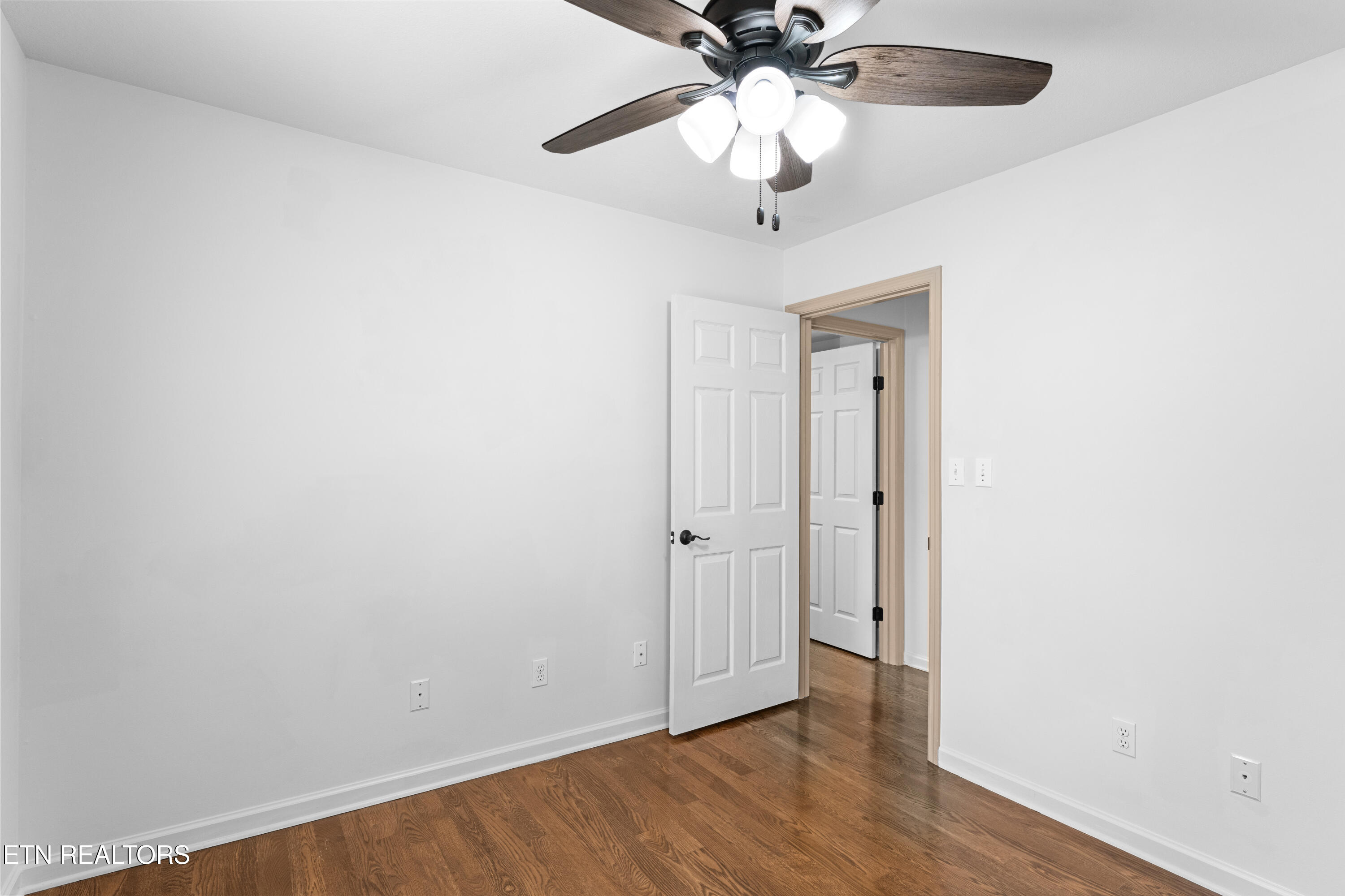 407 Tecumseh Point Loudon TN 37774