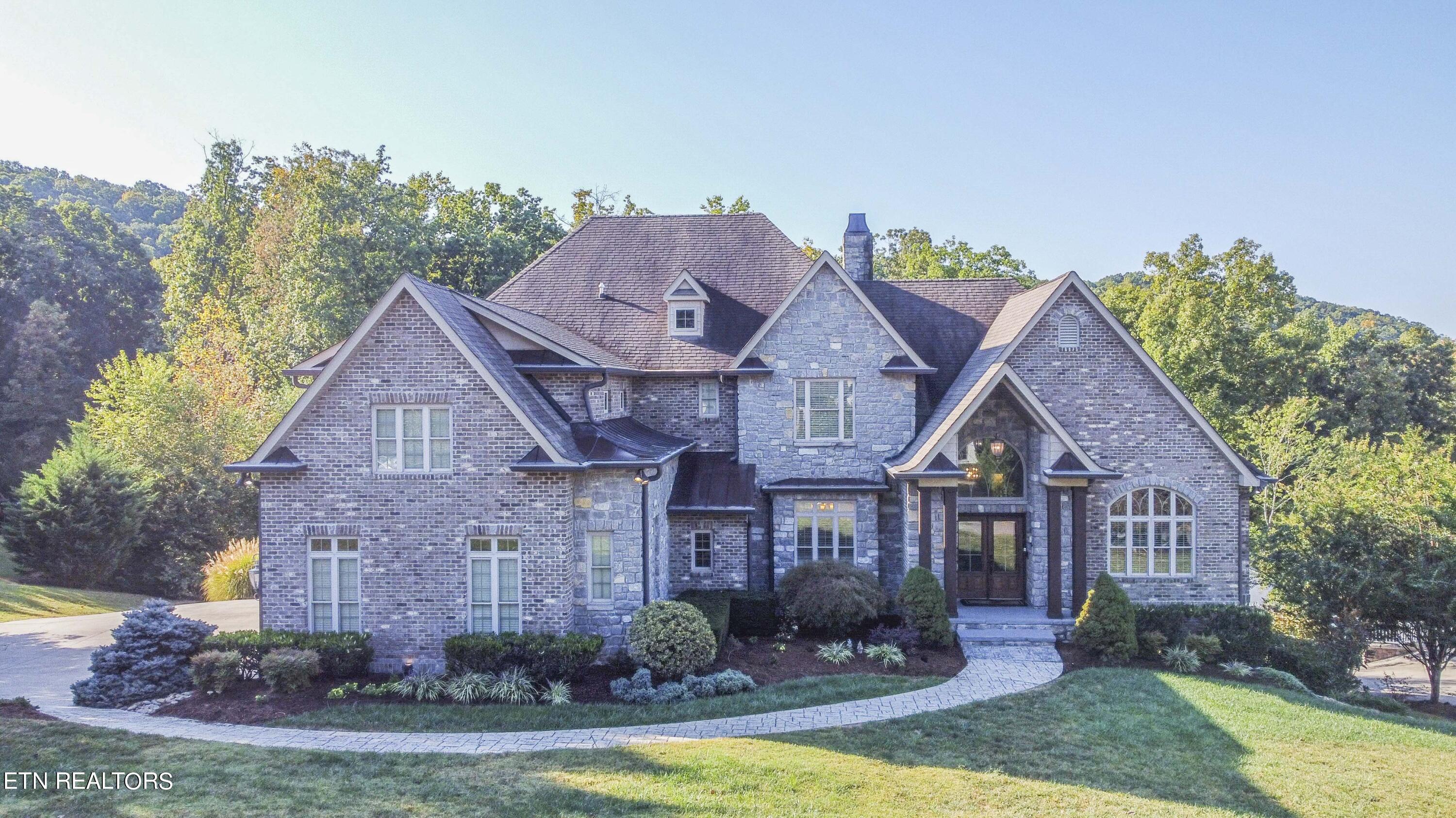 6709 Long Shadow Way Knoxville TN 37918