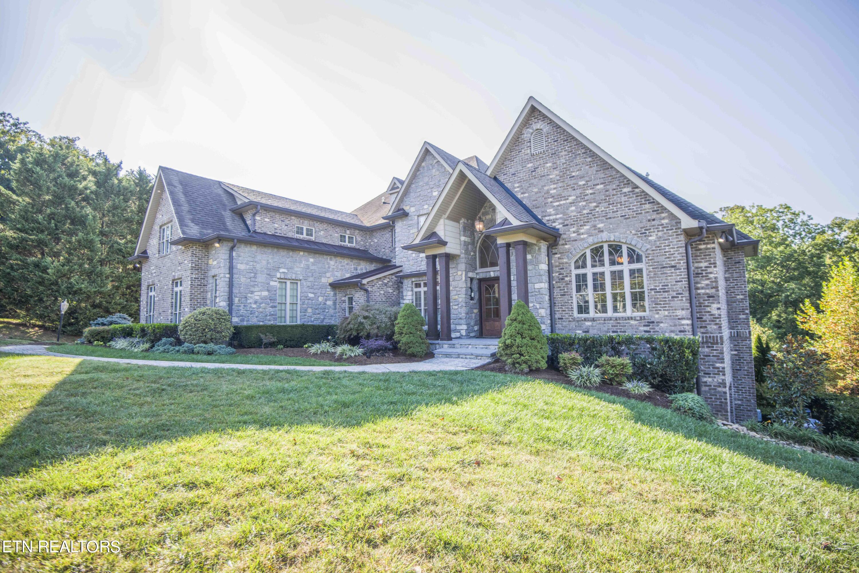 6709 Long Shadow Way Knoxville TN 37918