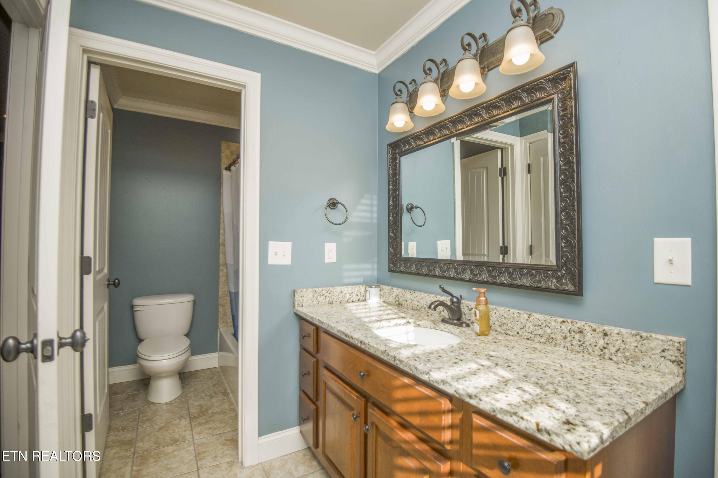 6709 Long Shadow Way Knoxville TN 37918