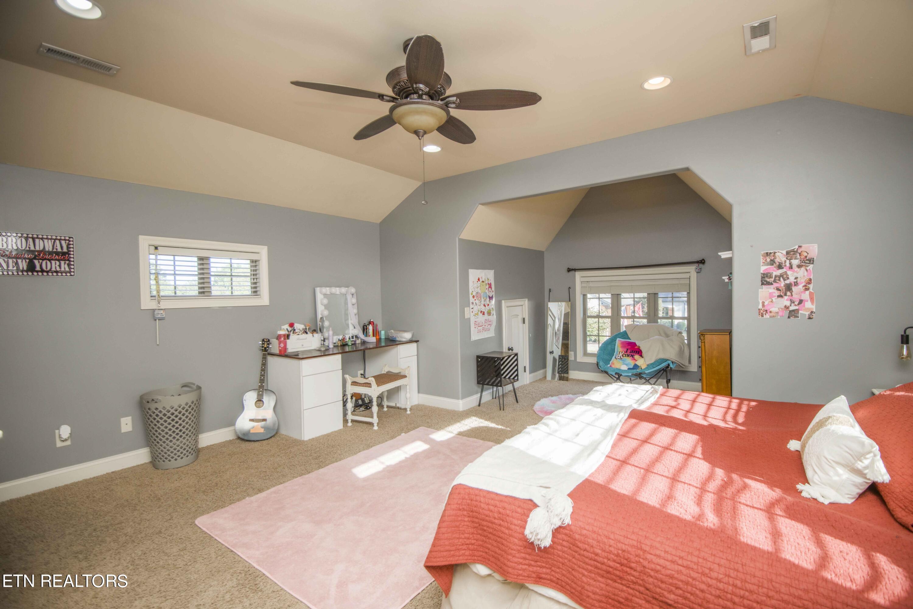 6709 Long Shadow Way Knoxville TN 37918