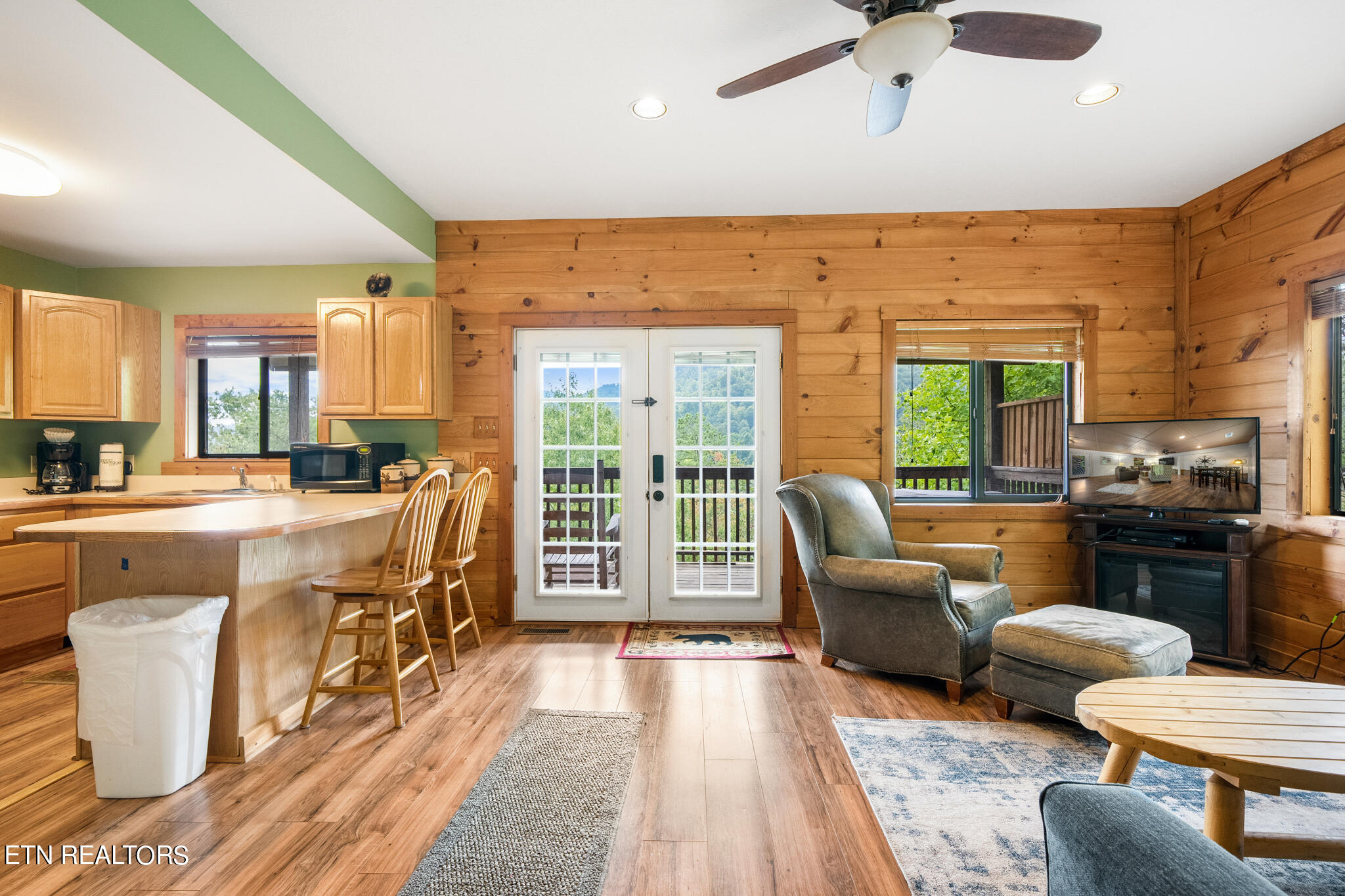 3250 Huckleberry Way Sevierville TN 37862