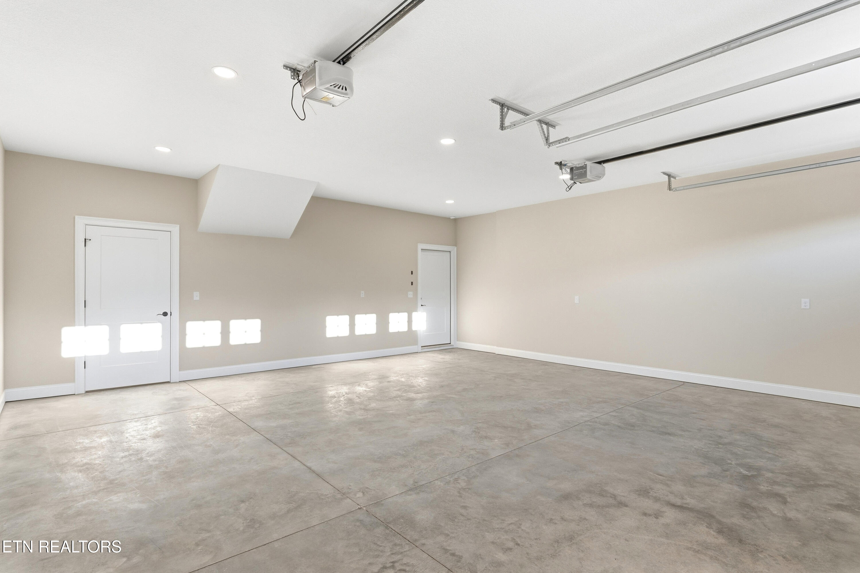 123 Gado Way Loudon TN 37774