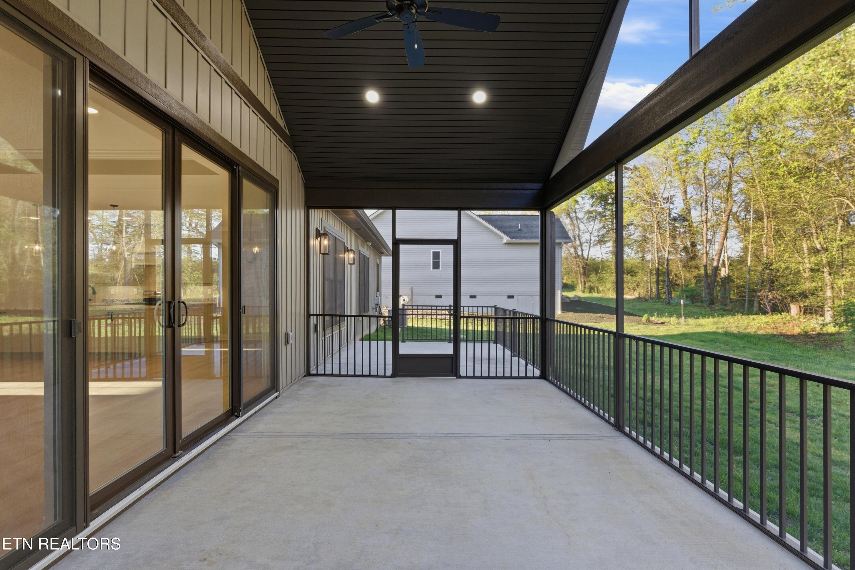 123 Gado Way Loudon TN 37774