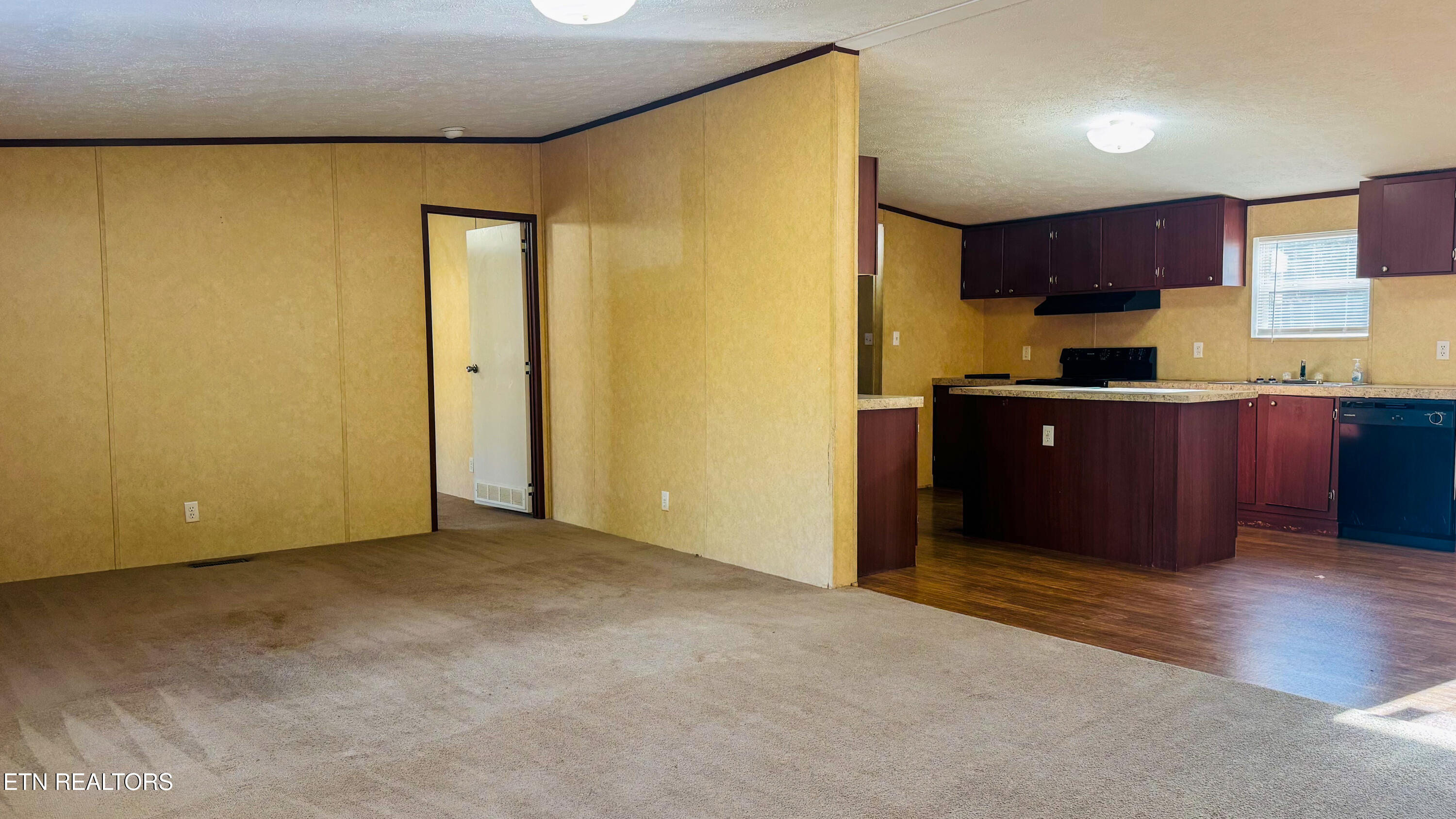 2326 Huntsville Hill Road Helenwood TN 37755