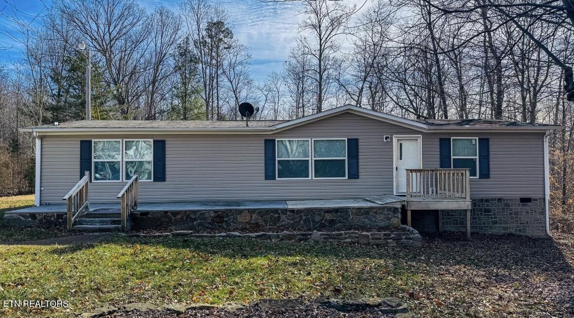 2326 Huntsville Hill Road Helenwood TN 37755