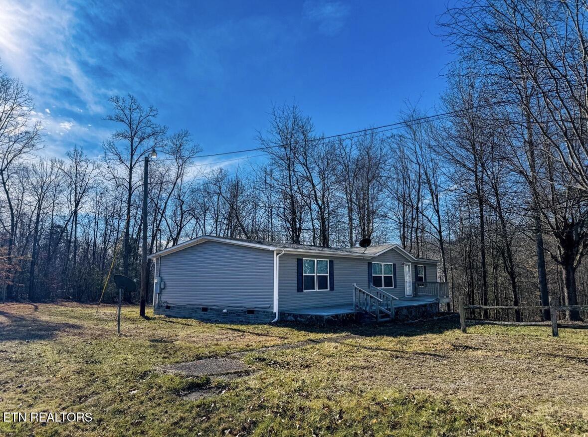 2326 Huntsville Hill Road Helenwood TN 37755