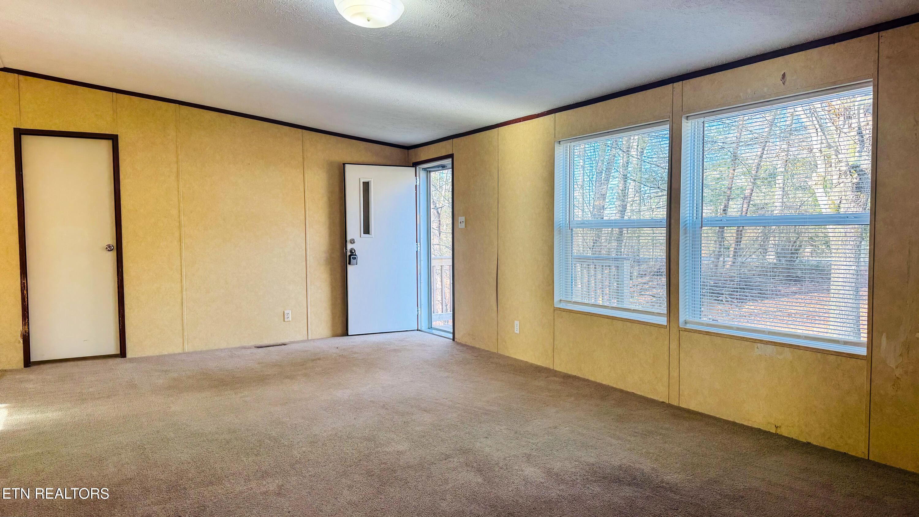 2326 Huntsville Hill Road Helenwood TN 37755