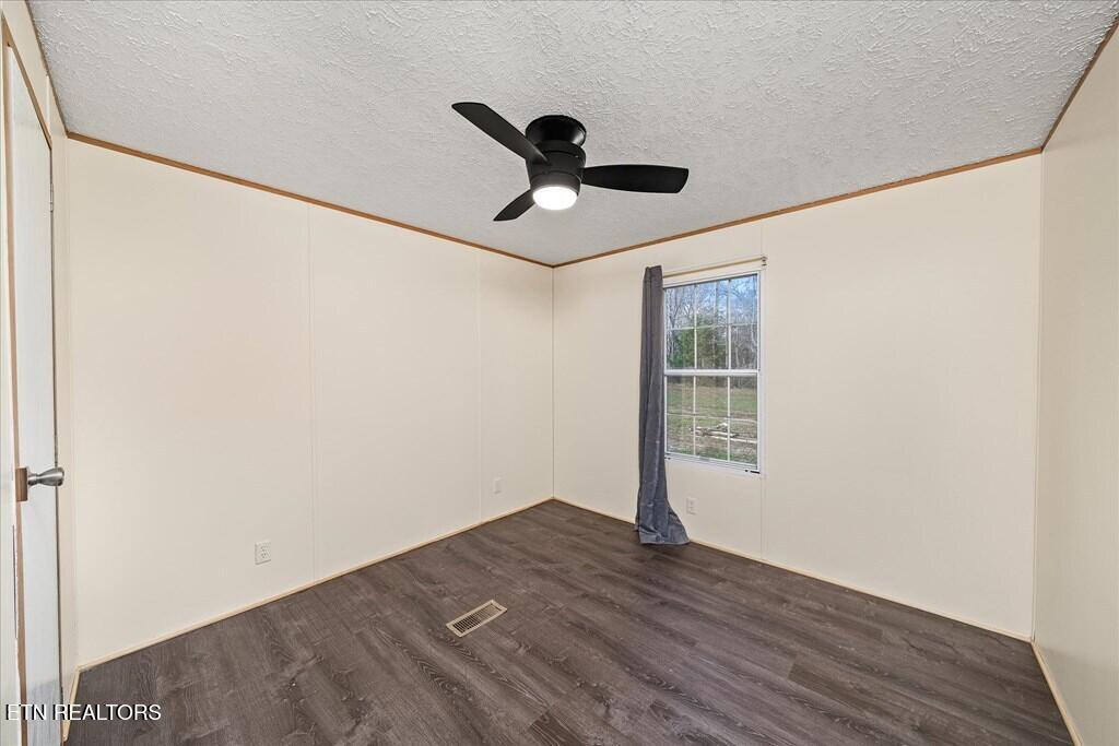 1476 Conrad Templeton Road Quebeck TN 38579
