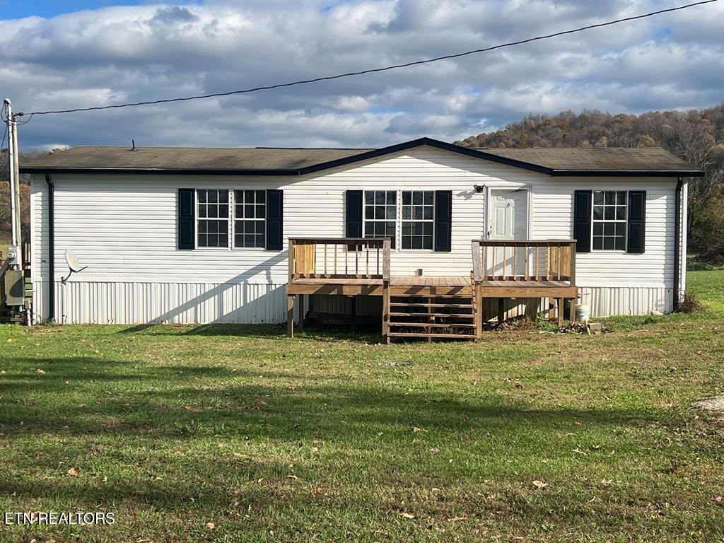 1476 Conrad Templeton Road Quebeck TN 38579