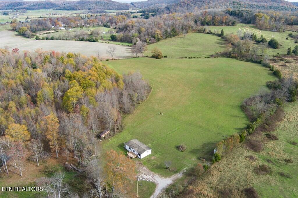 1476 Conrad Templeton Road Quebeck TN 38579