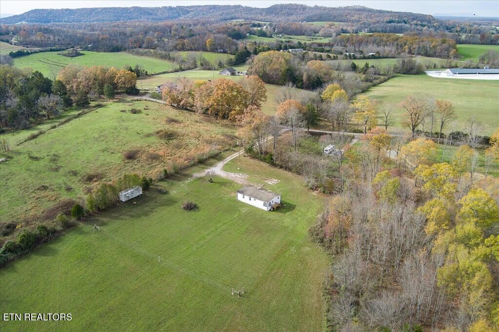 1476 Conrad Templeton Road Quebeck TN 38579