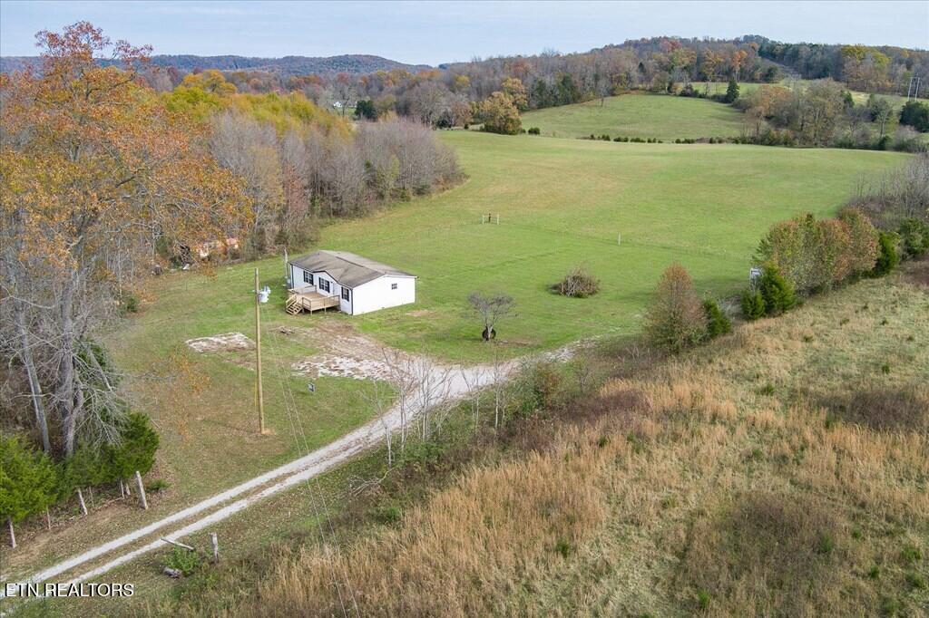 1476 Conrad Templeton Road Quebeck TN 38579