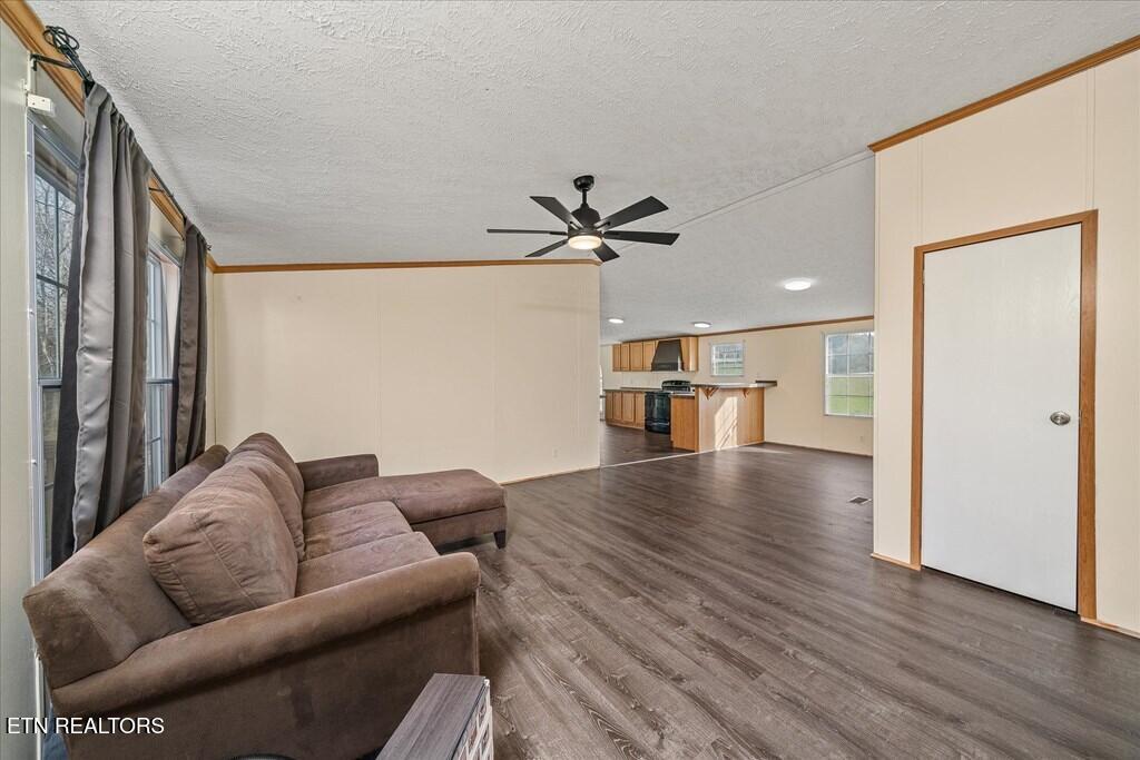 1476 Conrad Templeton Road Quebeck TN 38579